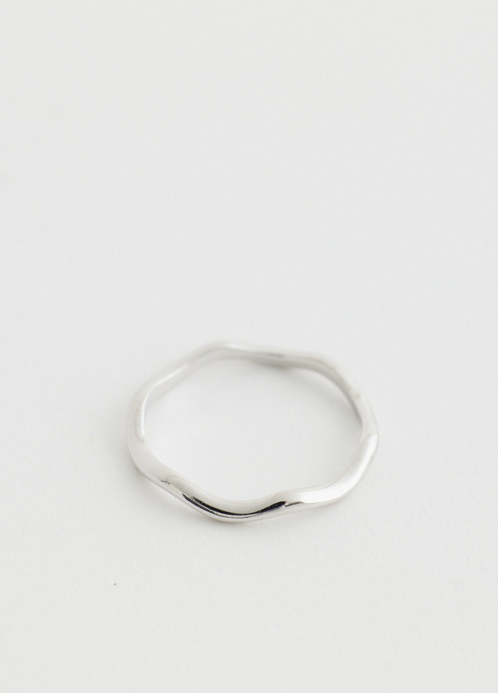 Slim Wave Ring