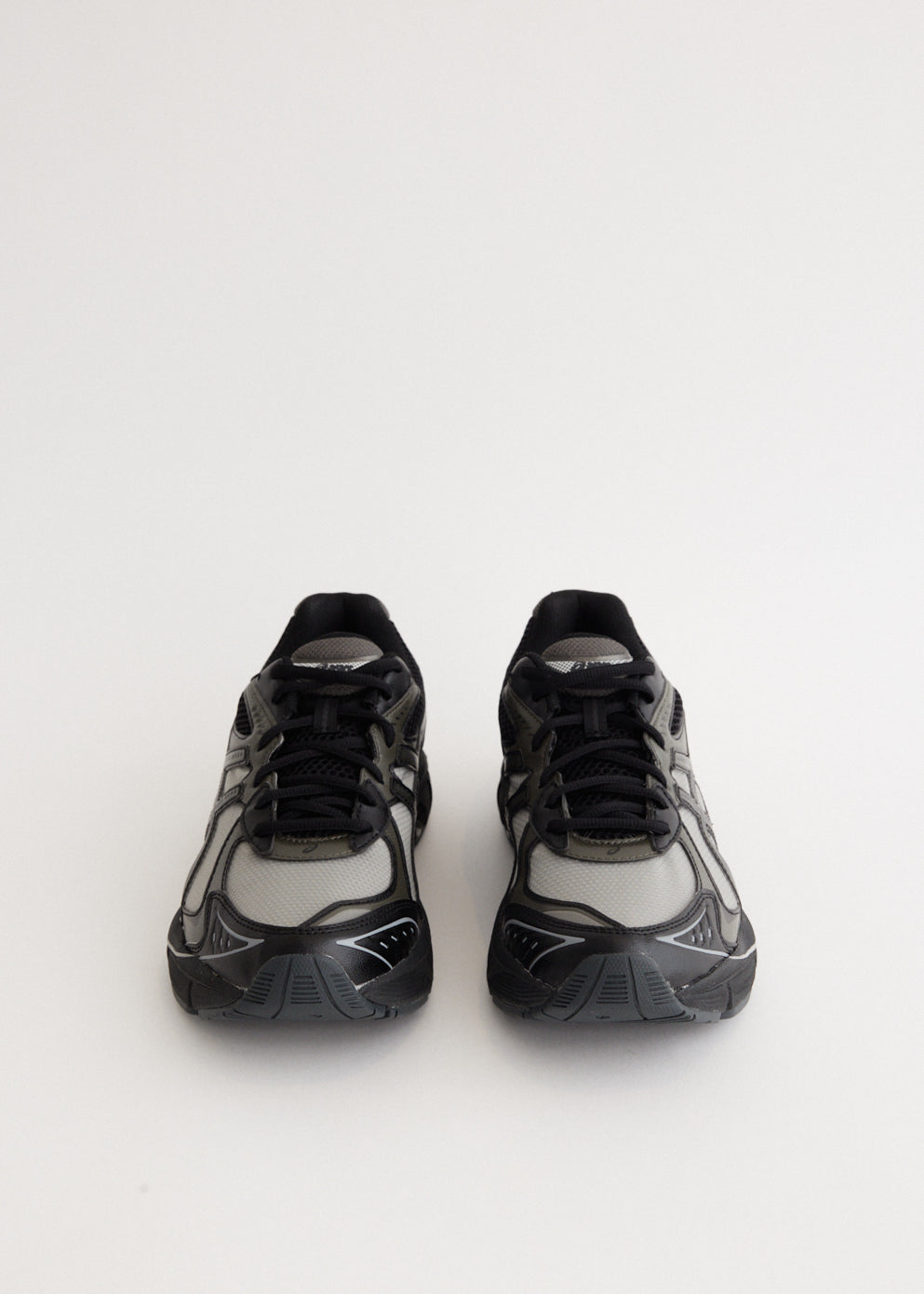 x Above The Clouds GT-2160 'Black' Sneakers