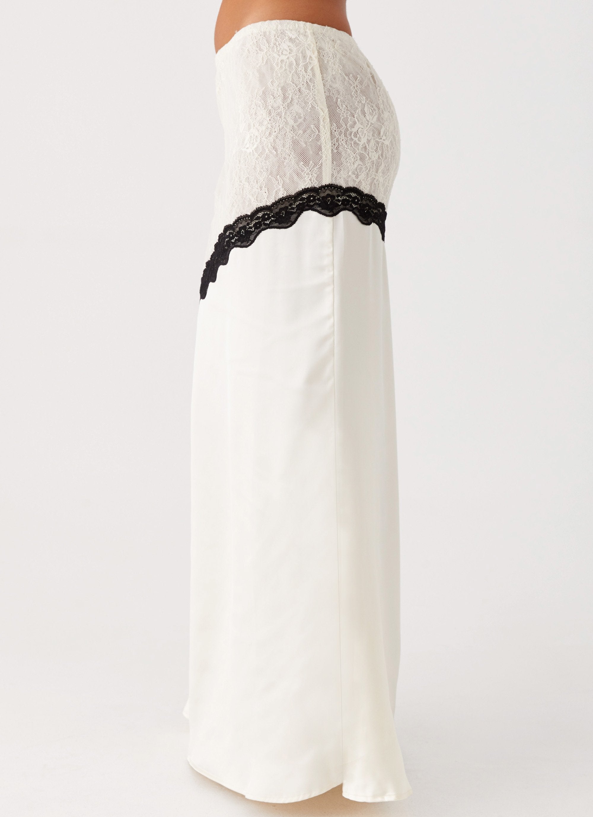 Duet Lace Maxi Skirt - Ivory