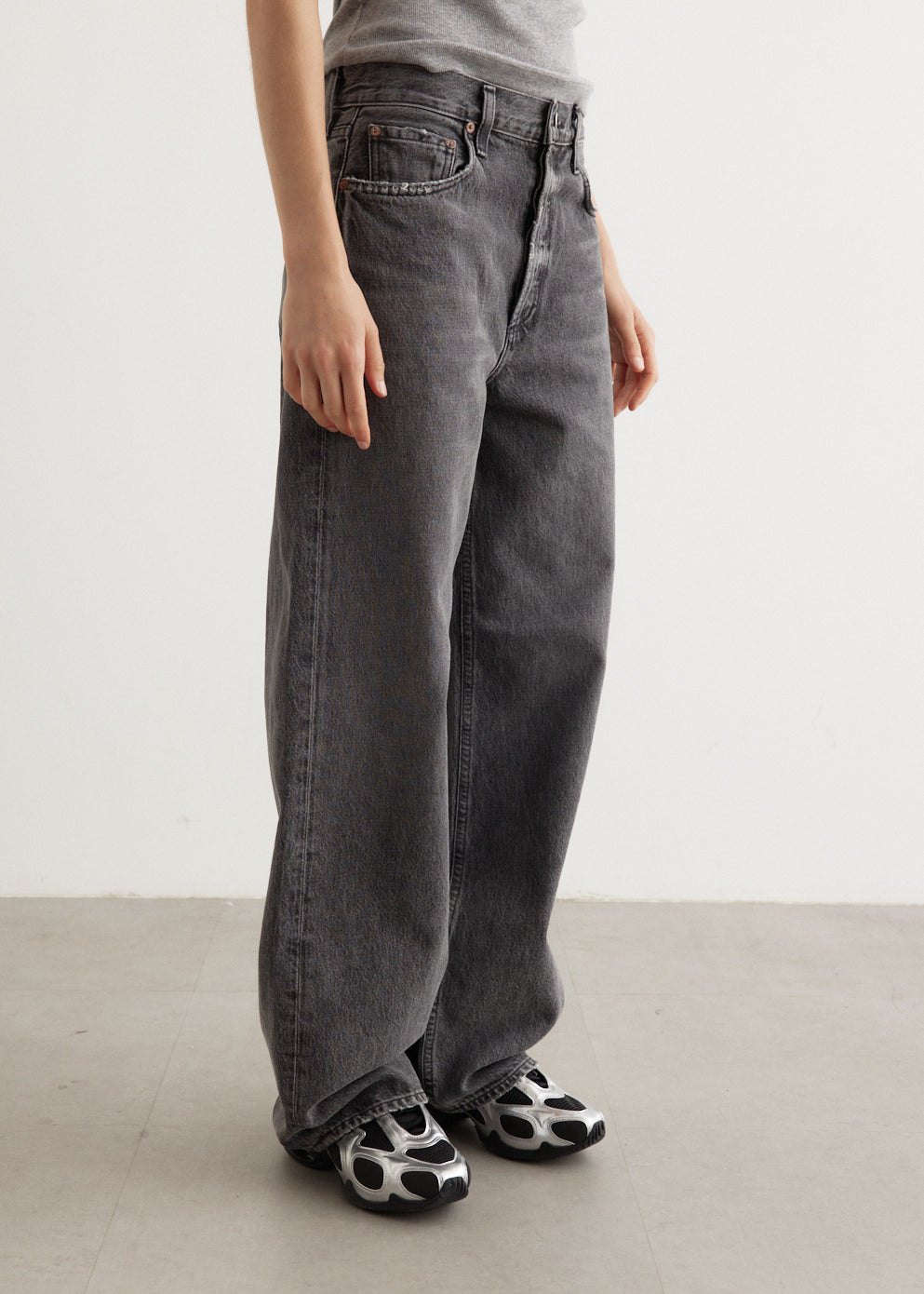 Low Slung Baggy Jeans