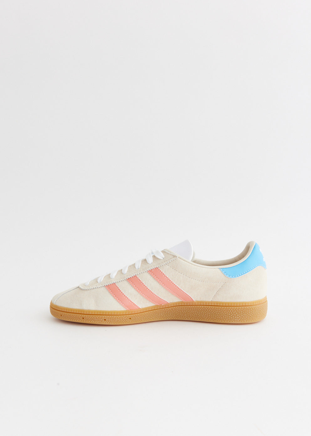 Munchen 24 'Wonder White' Sneakers