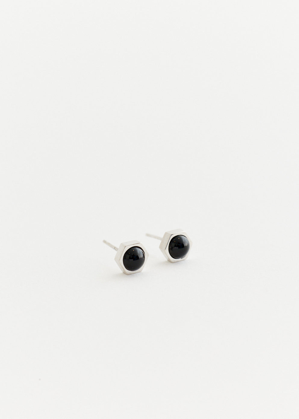 Crown Onyx Stud Earrings
