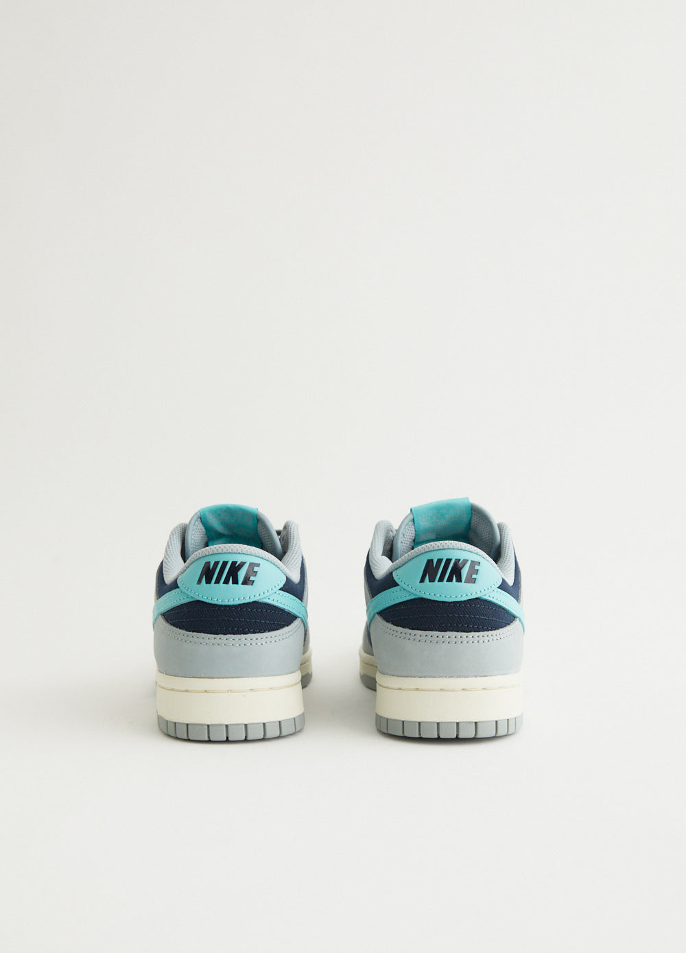 Dunk Low Retro Premium 'Light Pumice Green' Sneakers