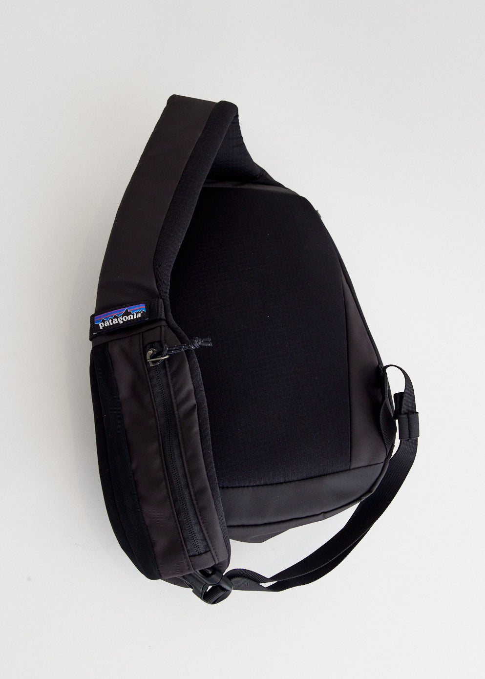 Atom Sling 8L