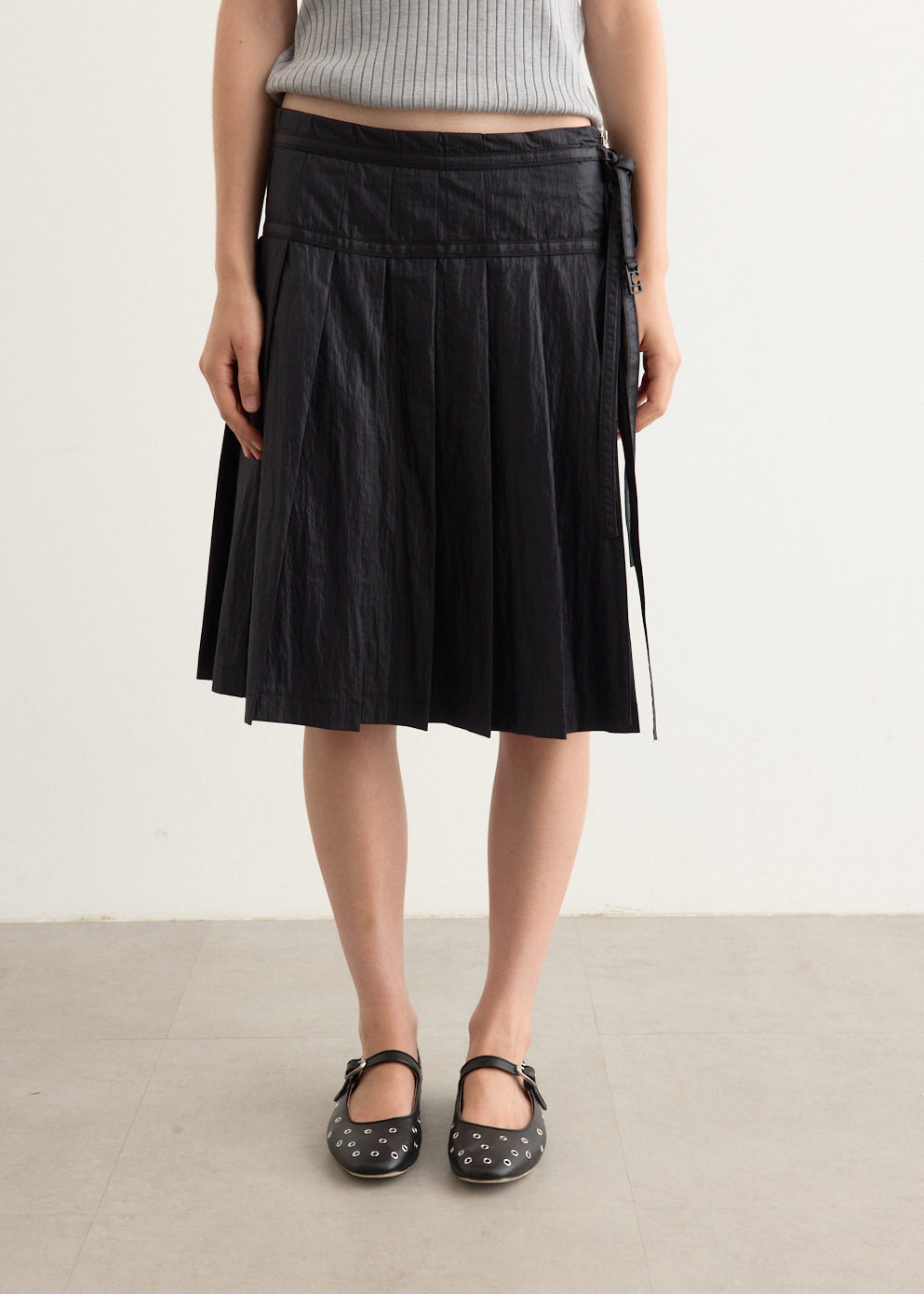 Pleated Zipper Skirt