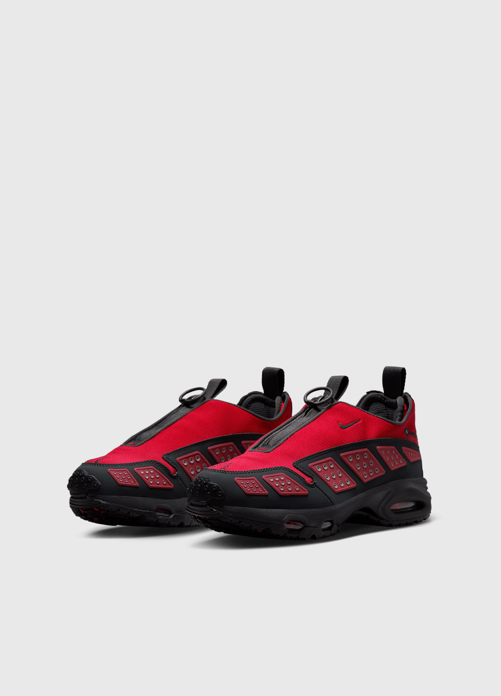 Women's Air Max SNDR Gore-Tex 'Hyper Crimson' Sneakers