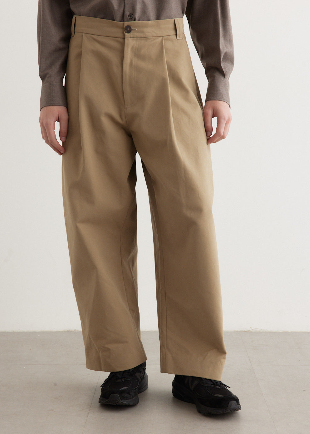 Deep Pleat Volume Pants