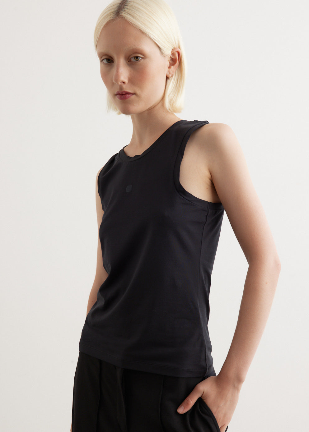 Elando Face Tank Top