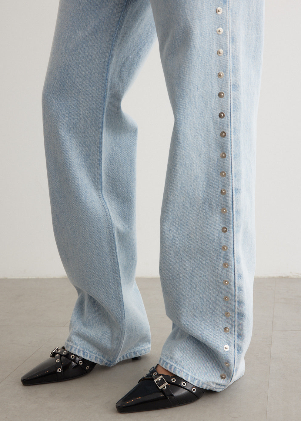 Crowd Jeans