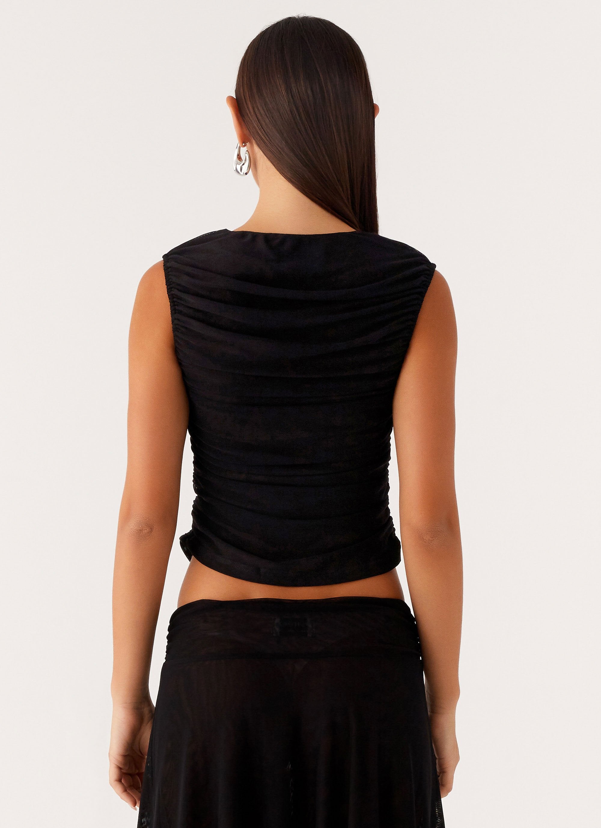 In The Atmosphere Mesh Top - Black