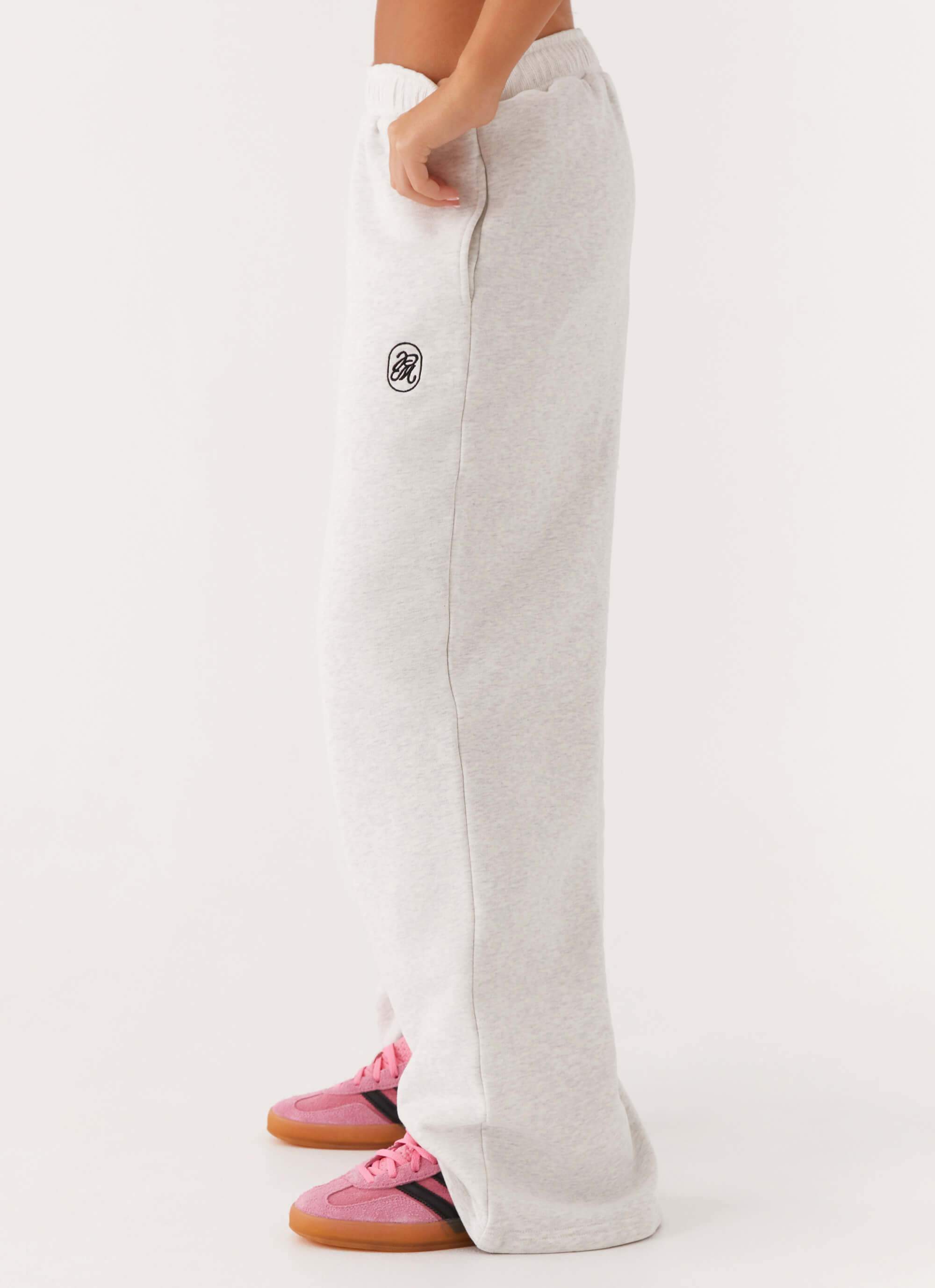 Signature Sweatpants - Grey