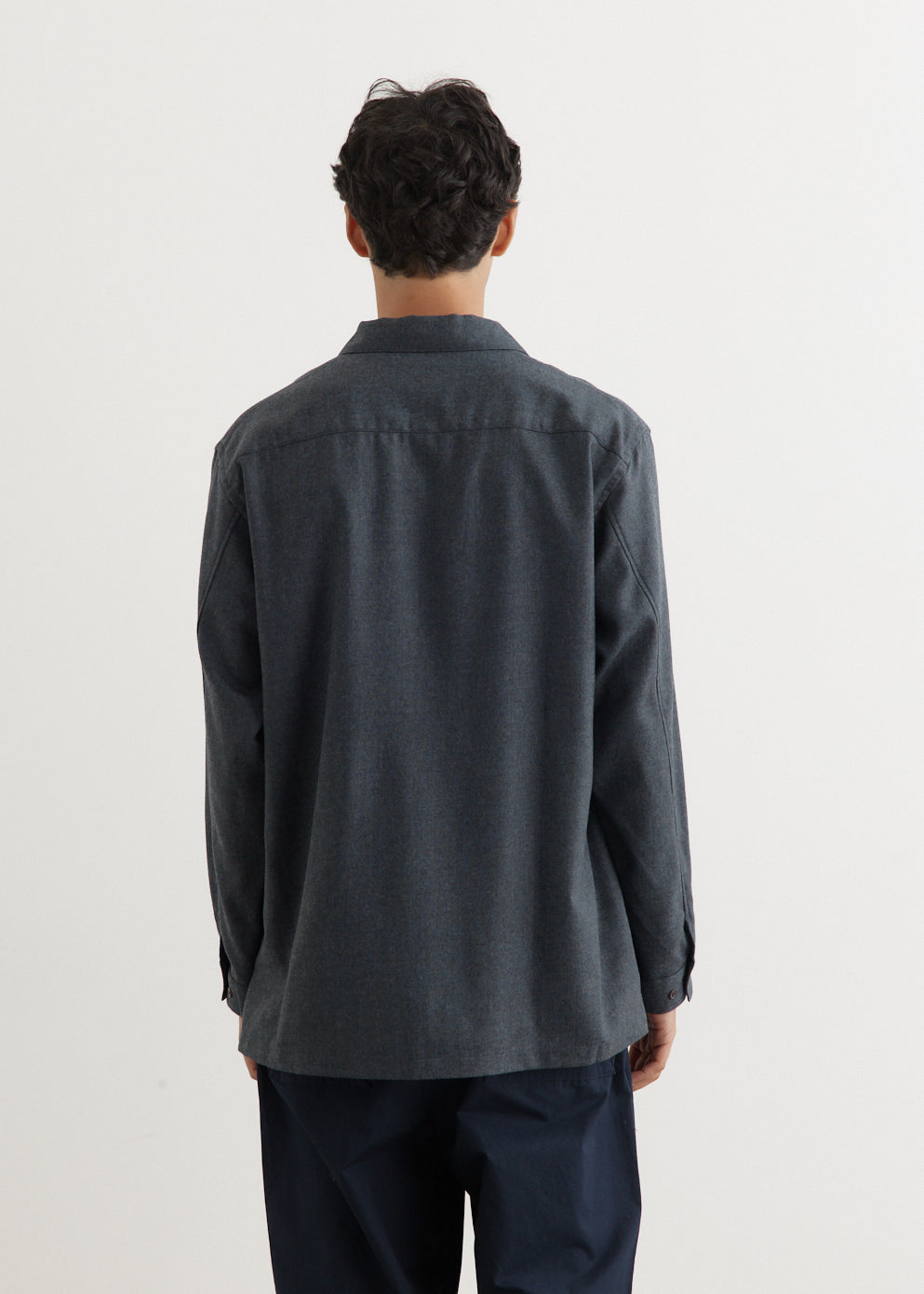 Flat Bottom Wool Shirt