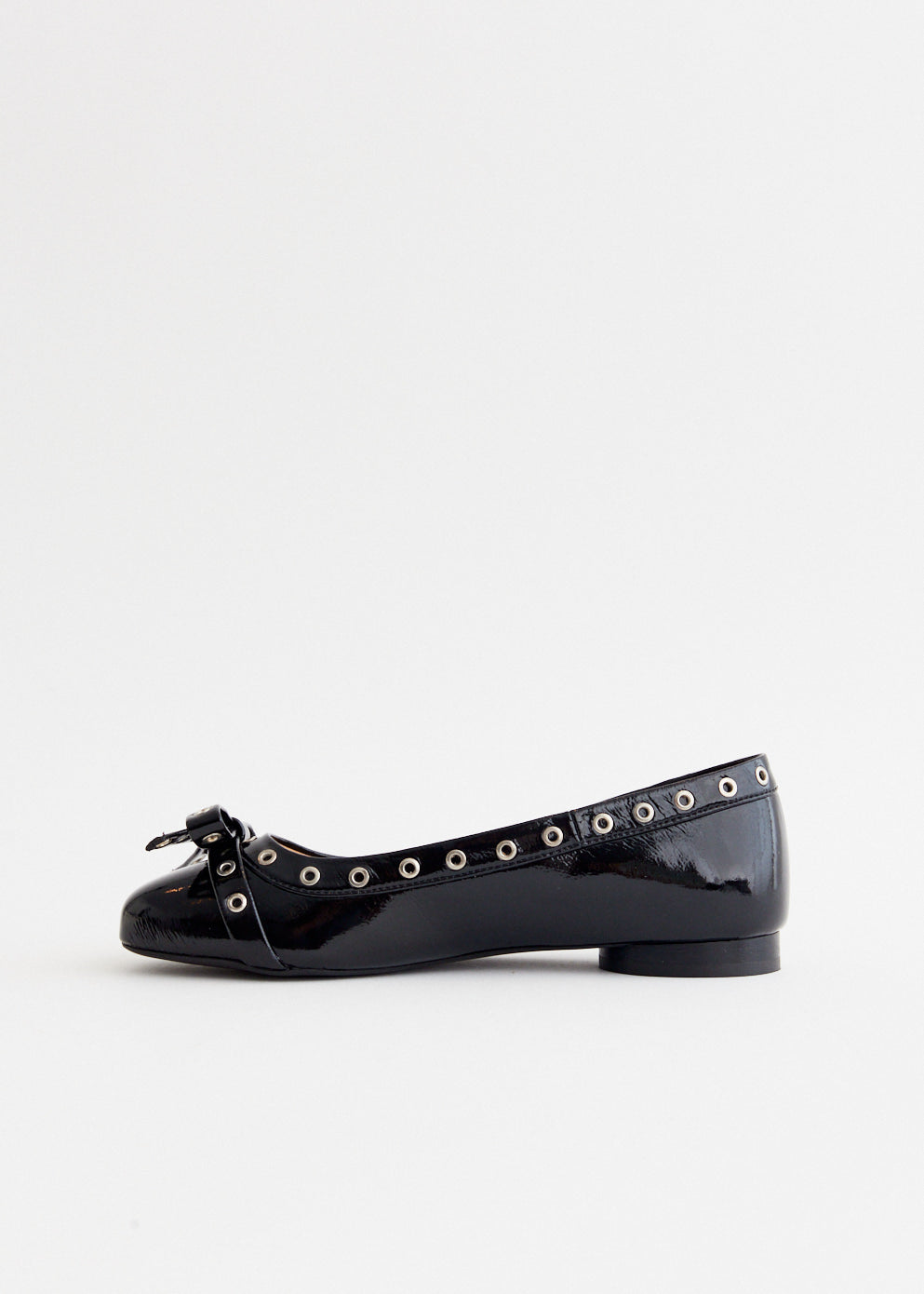 Eyelets Bow Ballerinas