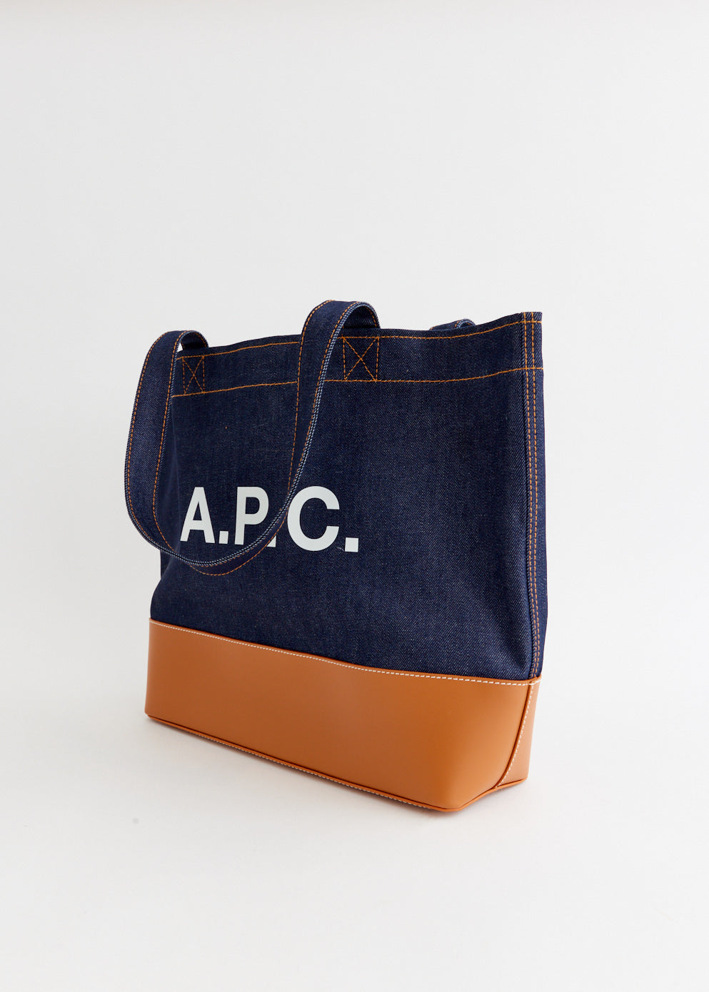 Axel Tote