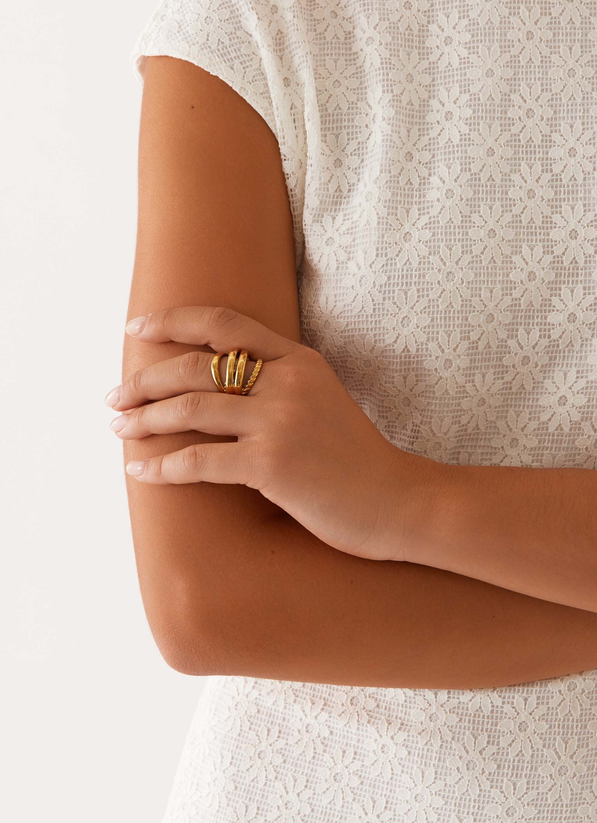 Estelle Ring - Gold