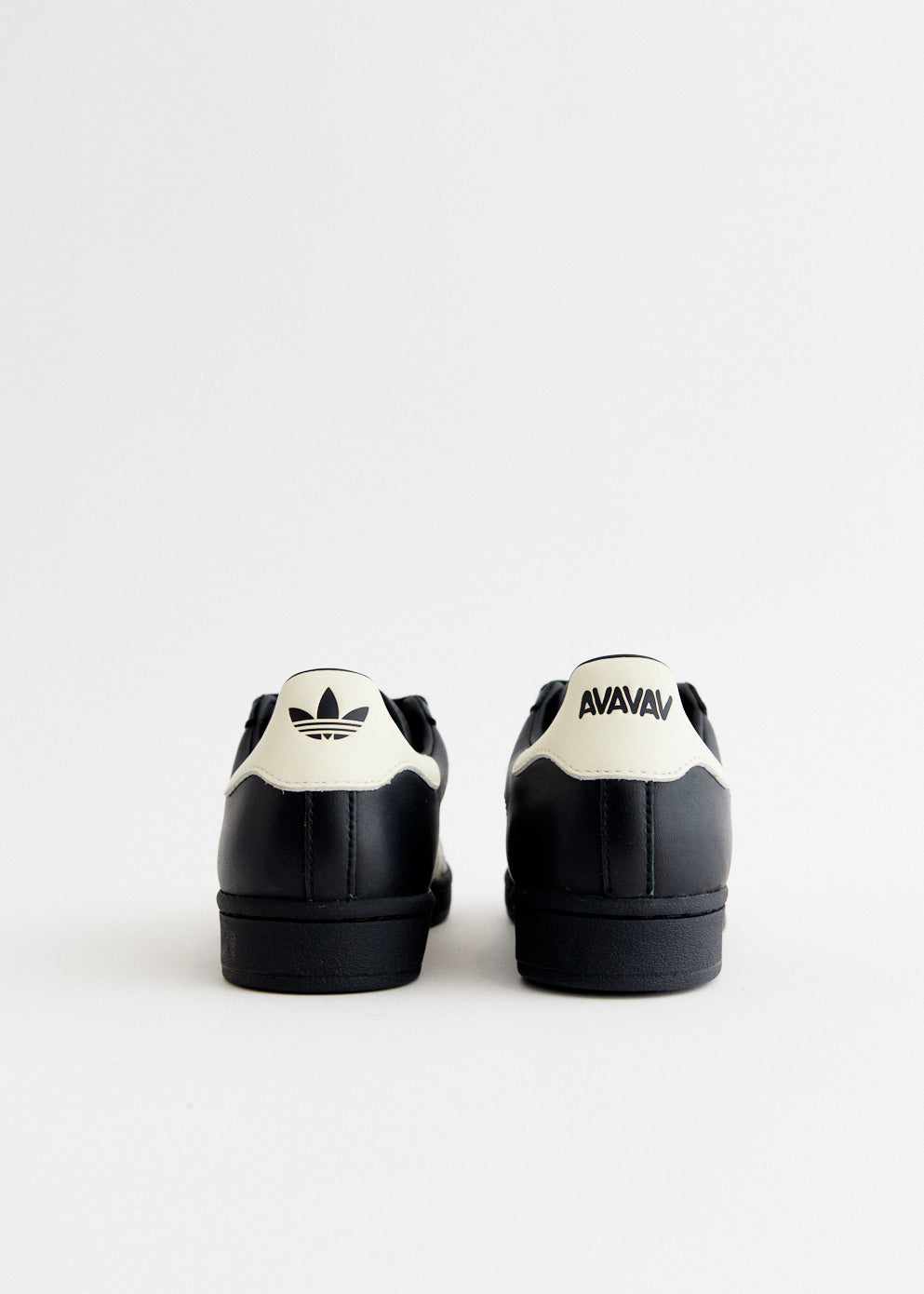 x Avavav Superfinger Superstar Sneakers