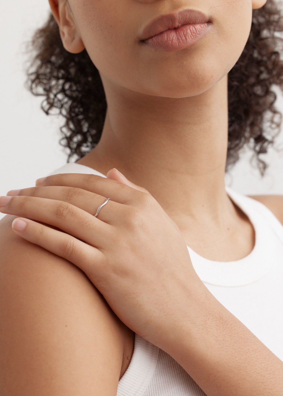 Slim Wave Ring