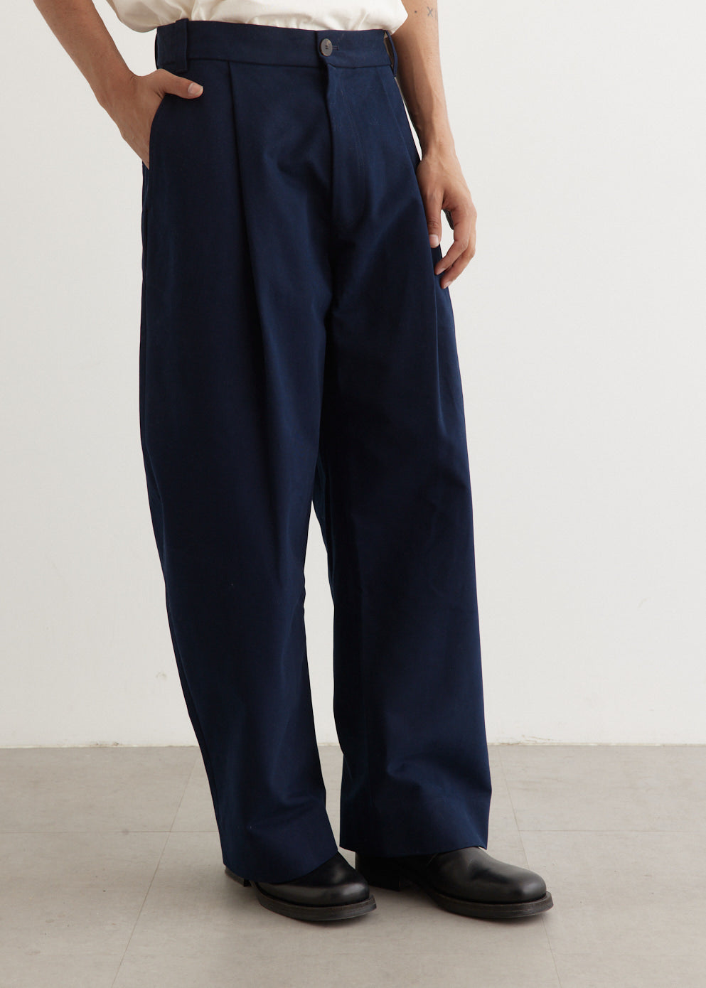 Deep Pleat Volume Pants