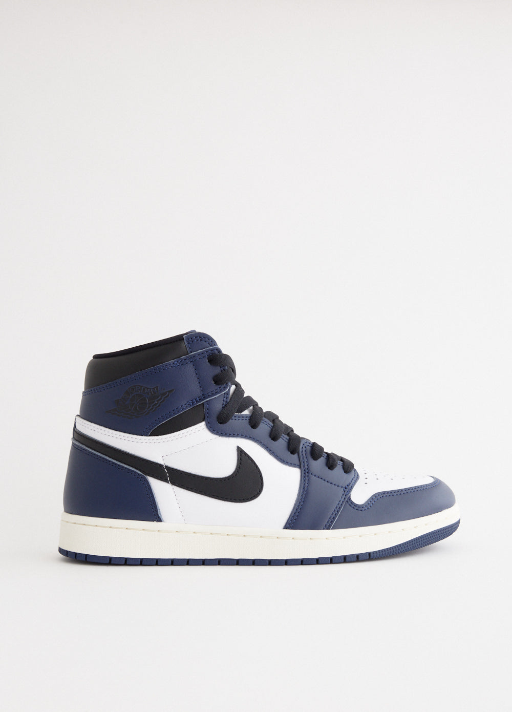 Air Jordan 1 Retro High OG 'Midnight Navy' Sneakers