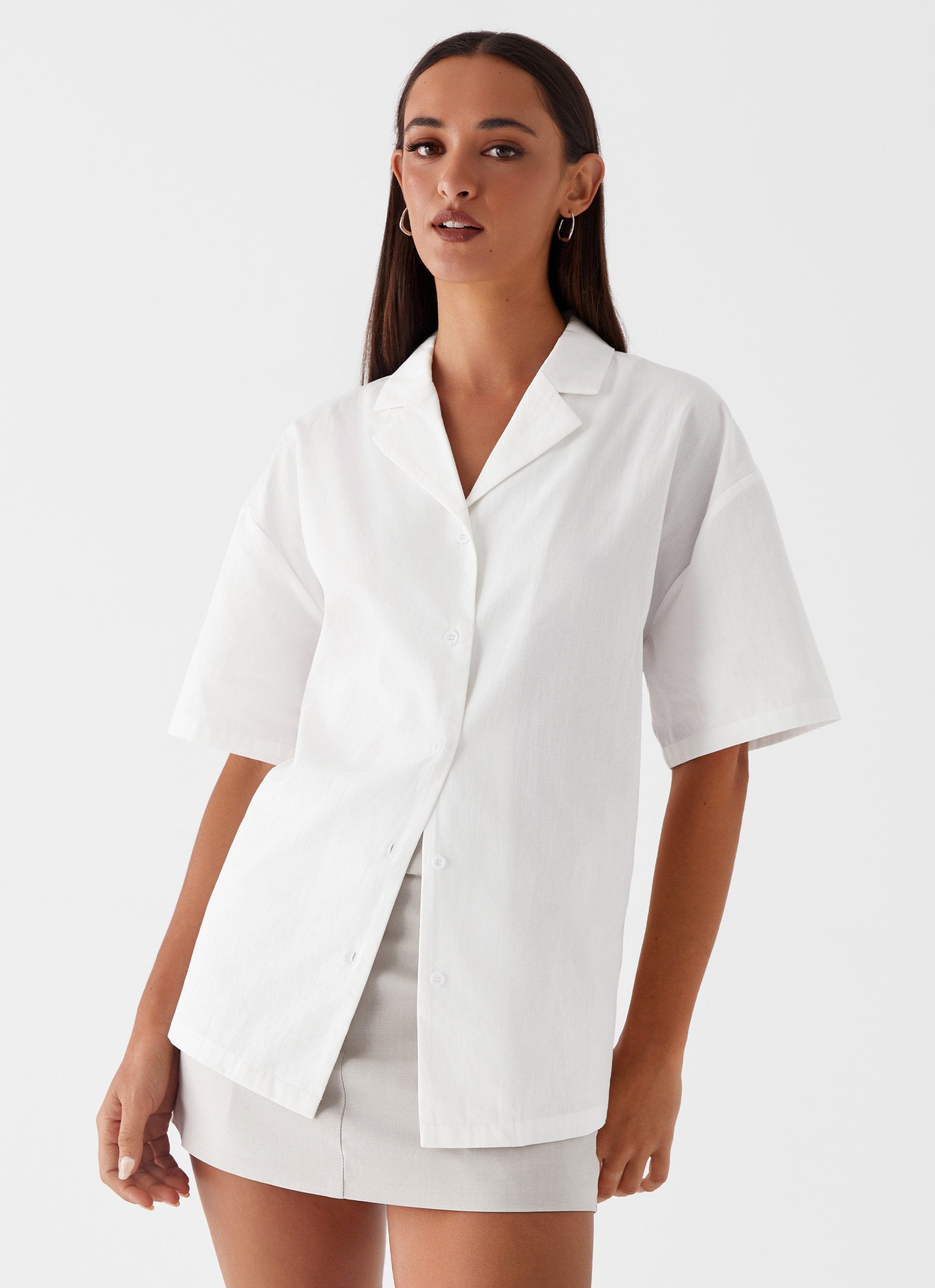 Hadley Open Back Short Sleeve Shirt - White