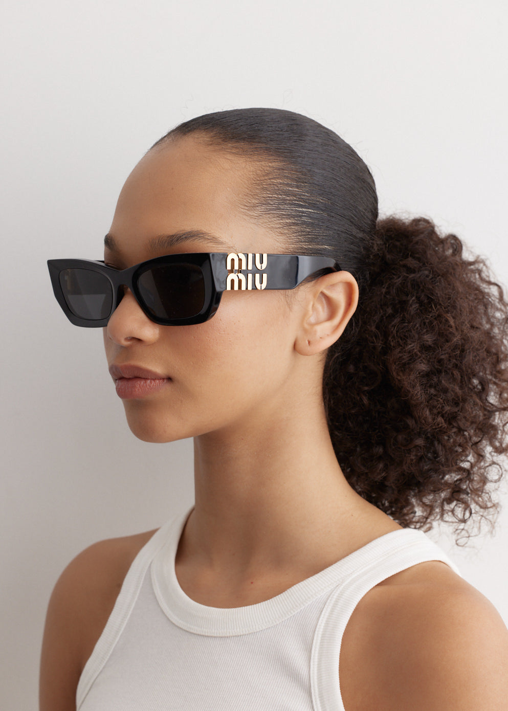 0MU 09WS Sunglasses