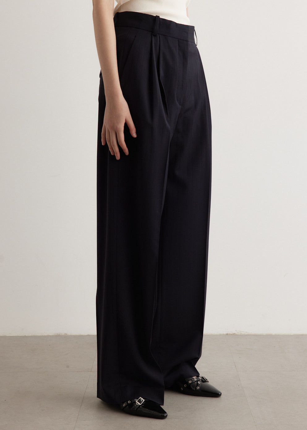 Wide Leg Pleated Trousers