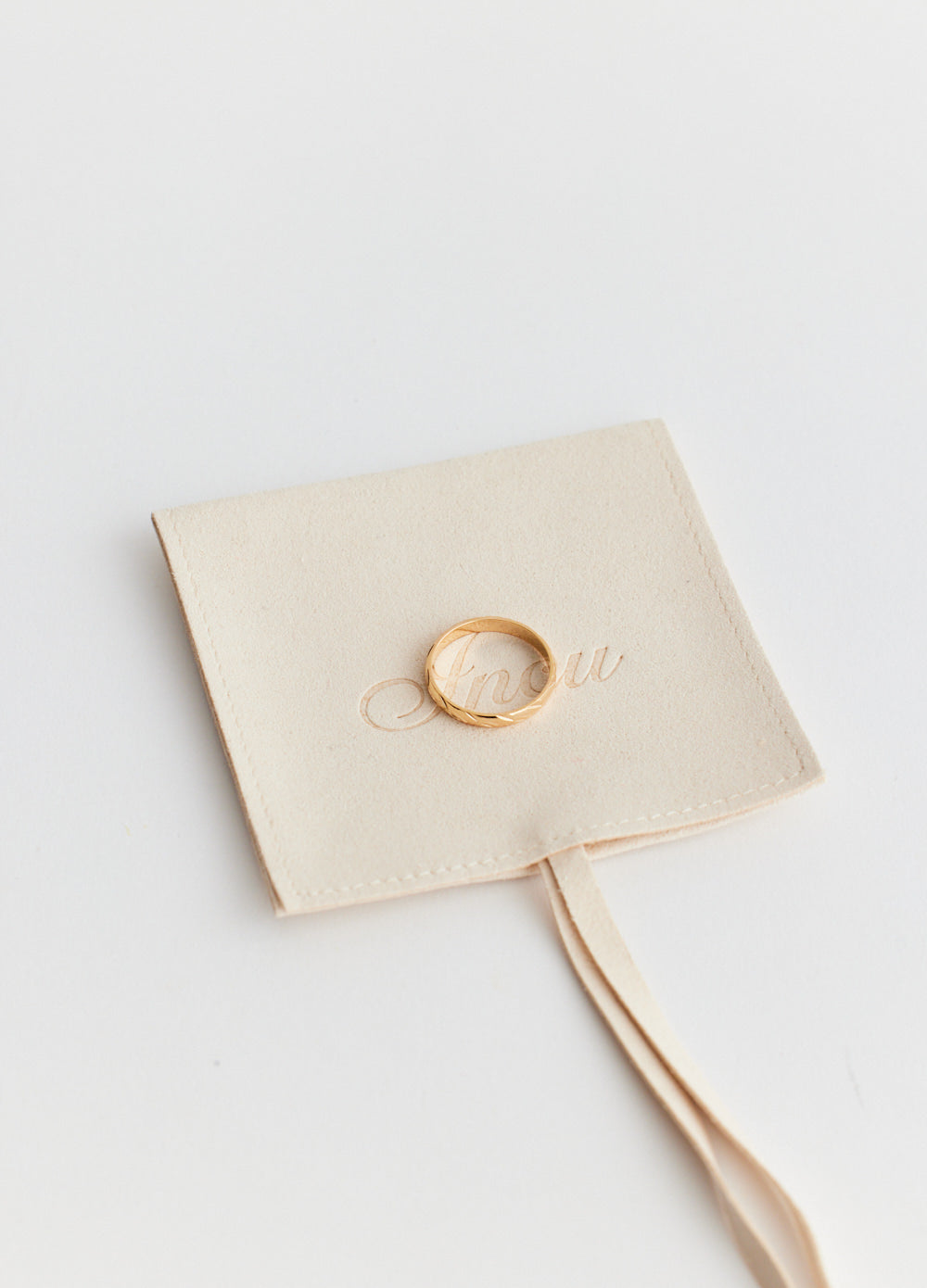 Clara Ring
