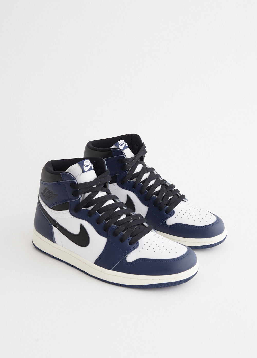 Air Jordan 1 Retro High OG 'Midnight Navy' Sneakers