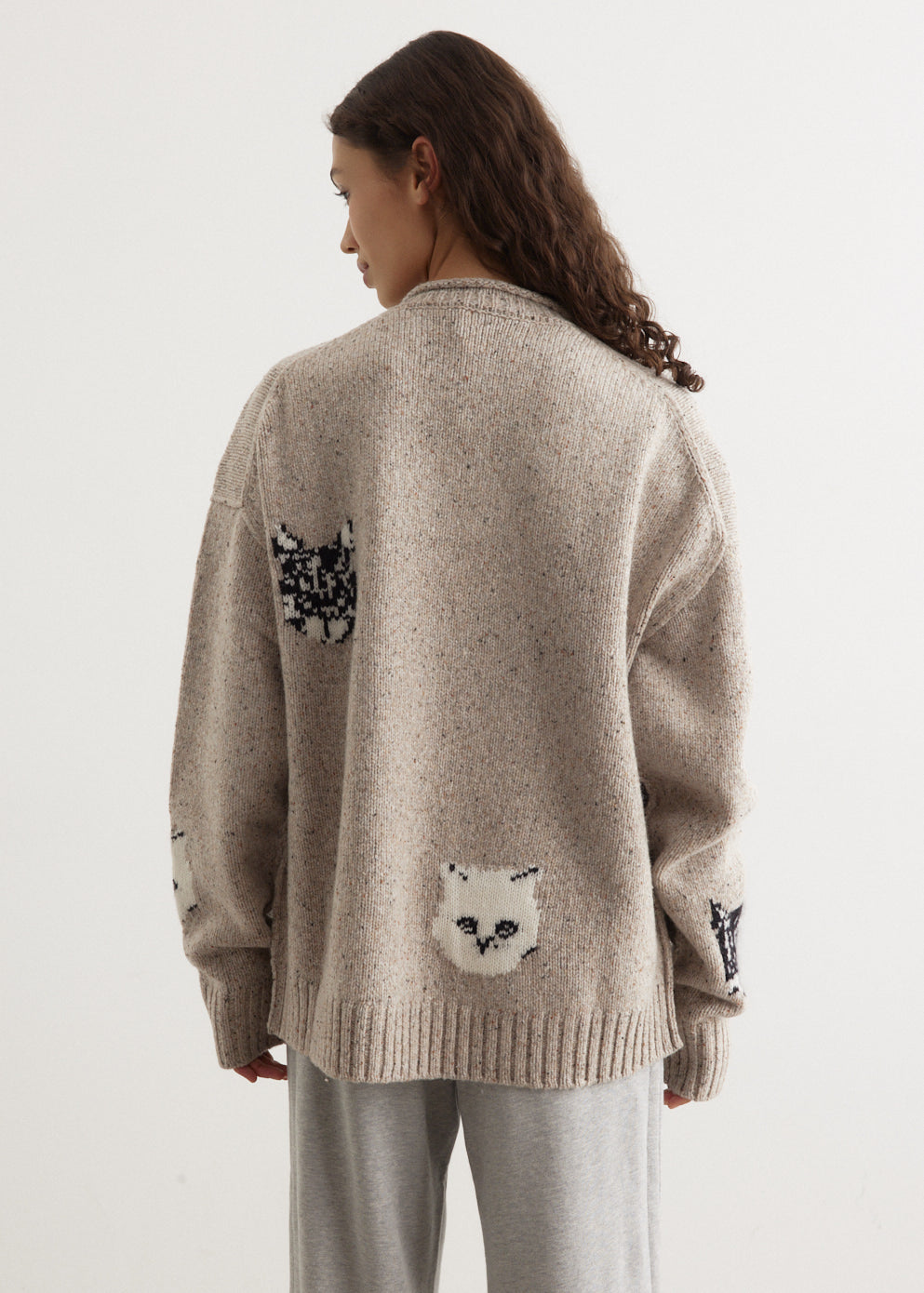 Kuelu Cat Jacquard Sweater