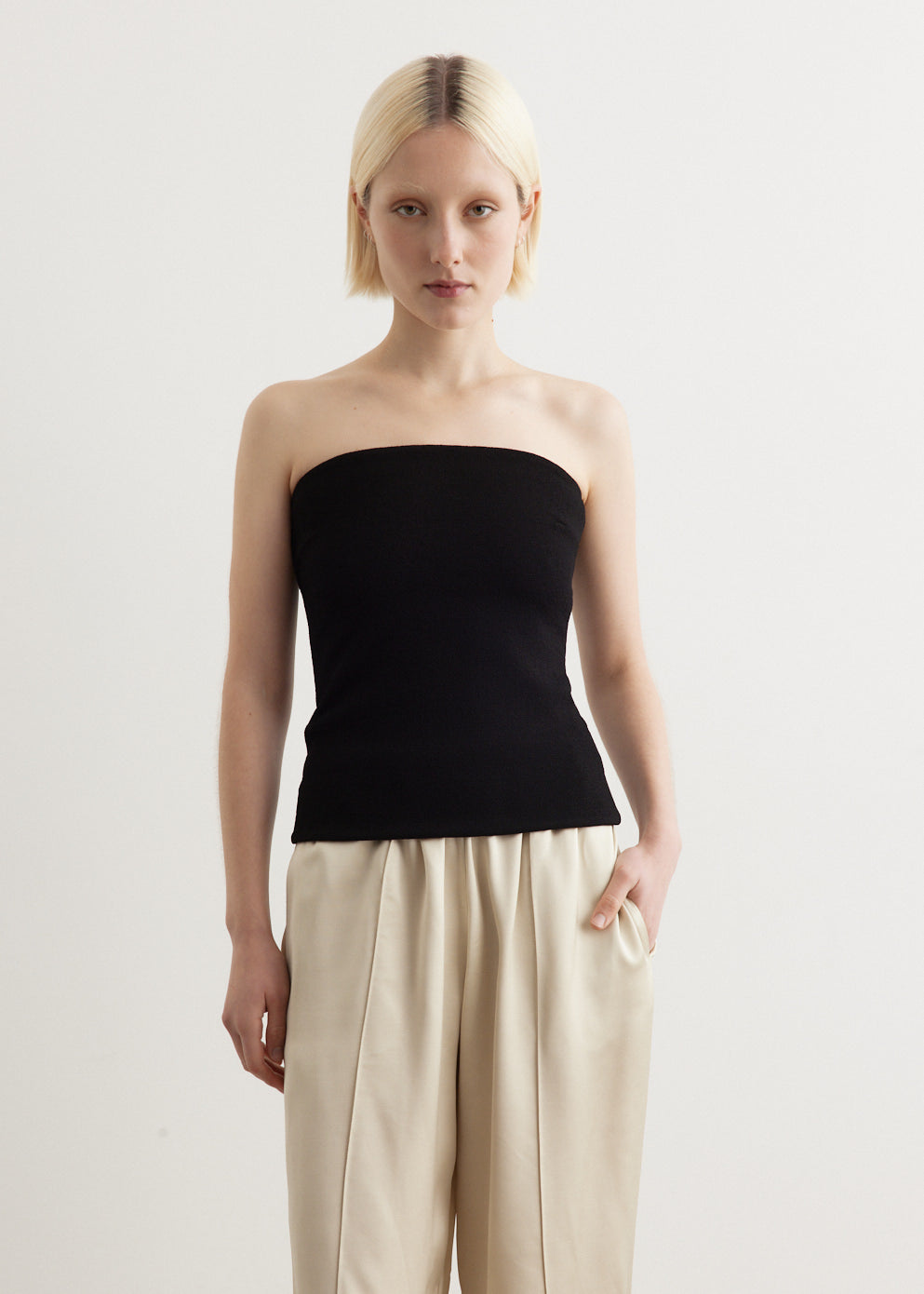 Omnia Strapless Top