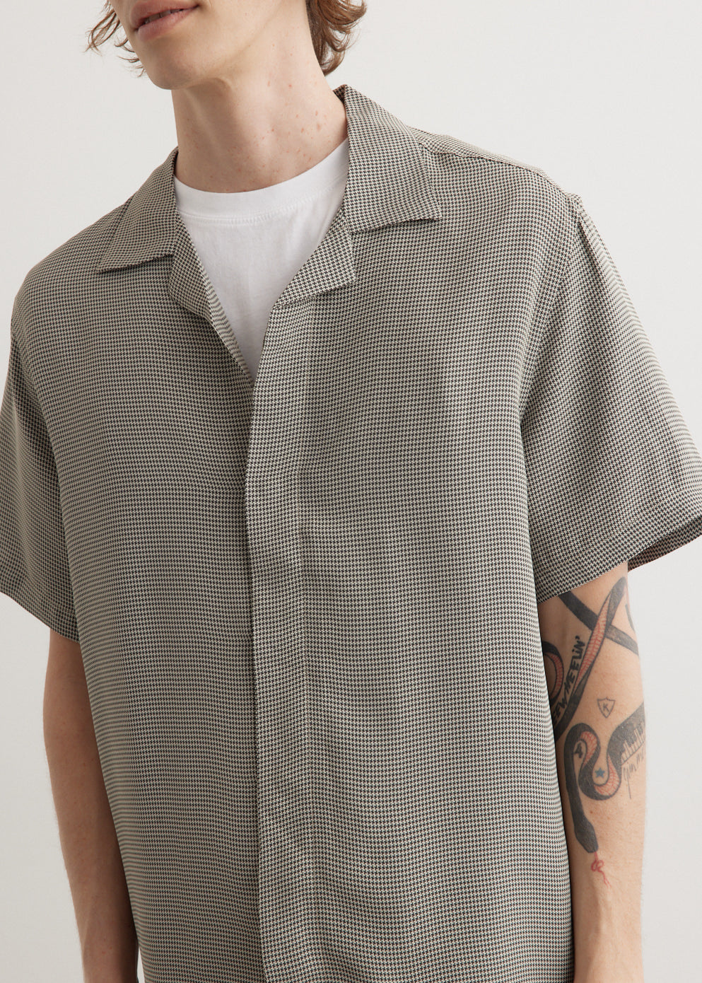 York Mini Houndstooth Short Sleeve Shirt