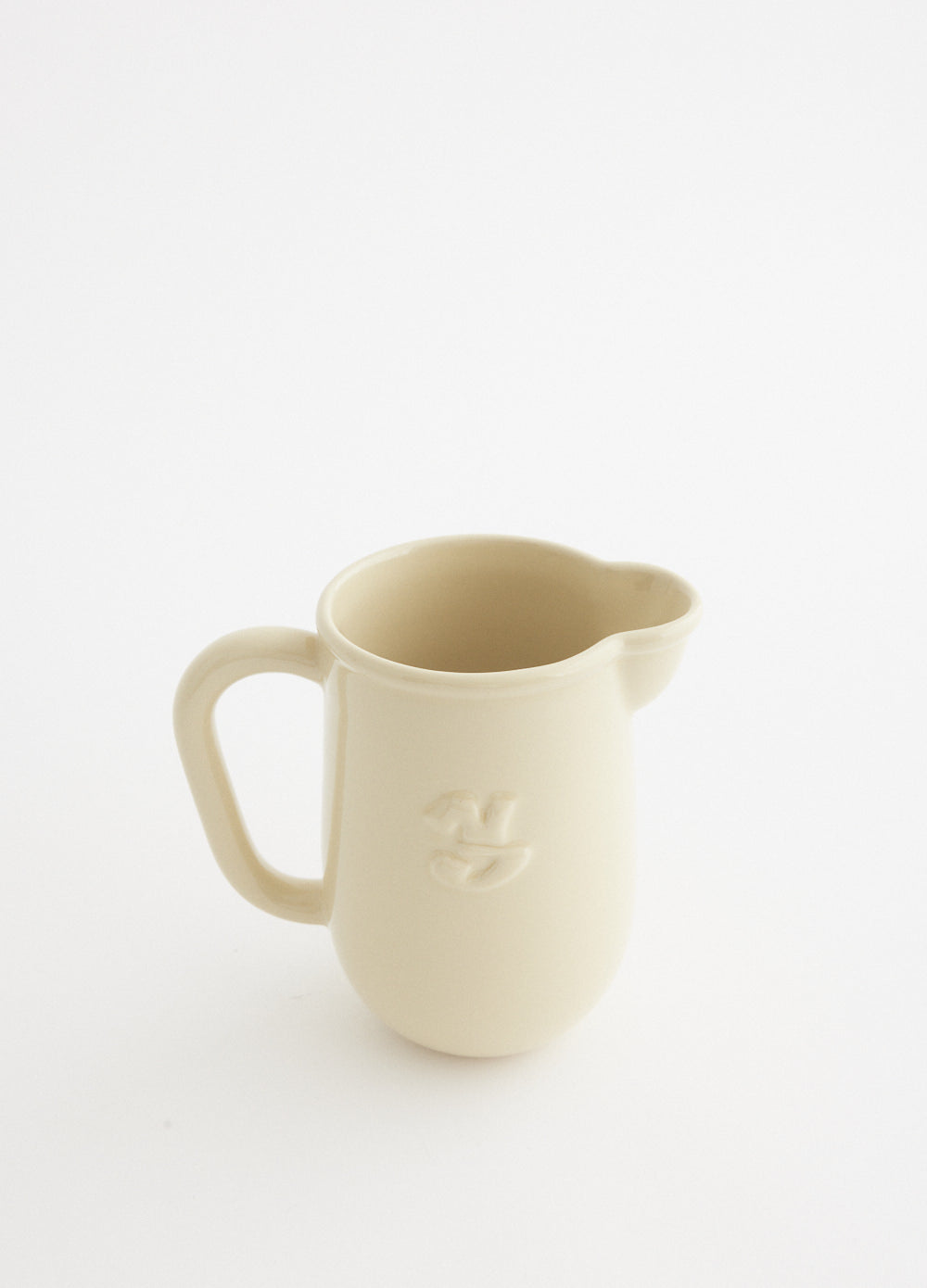 Kantine Pitcher