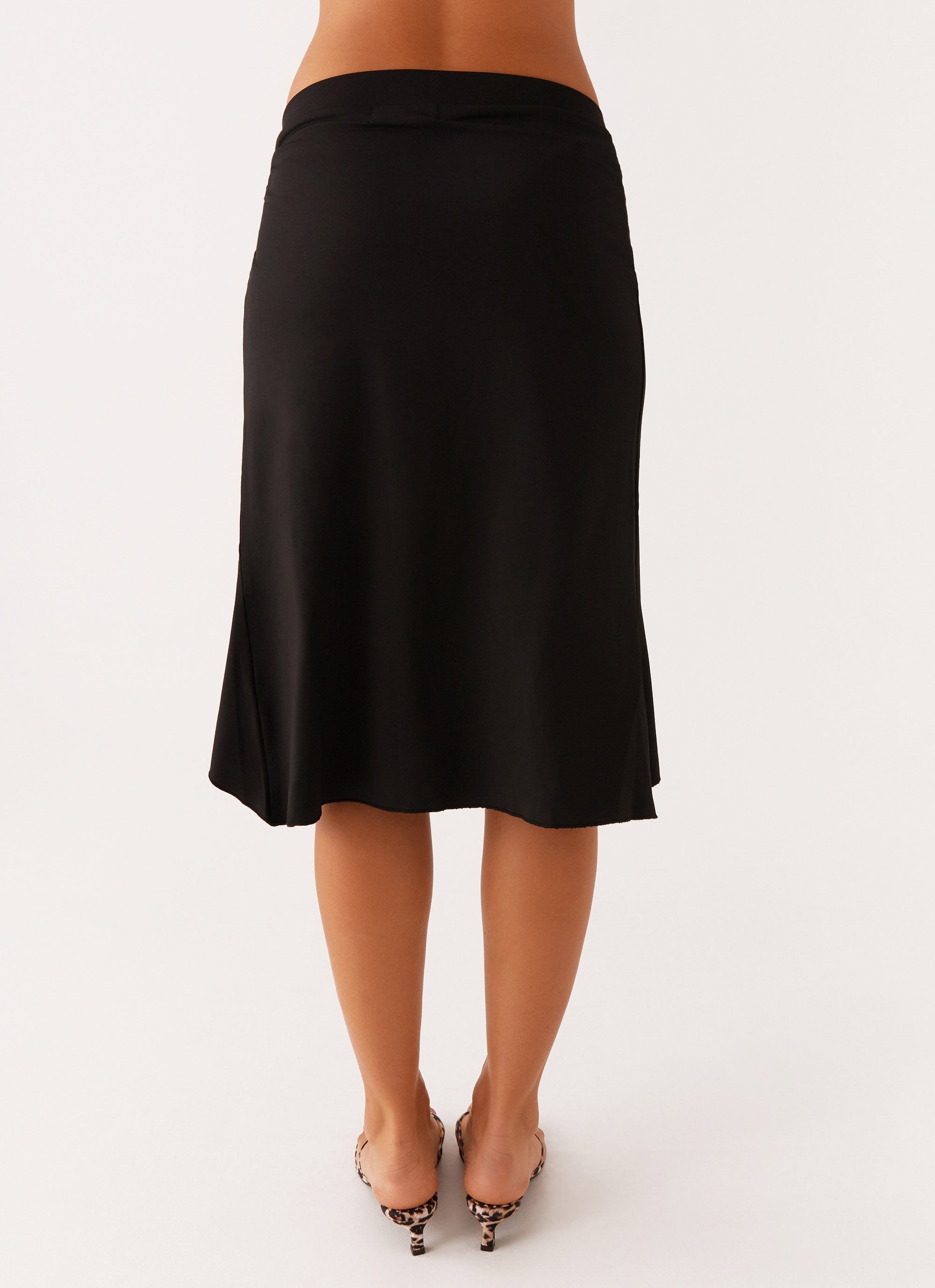 She's A Lady Midi Skirt - Black