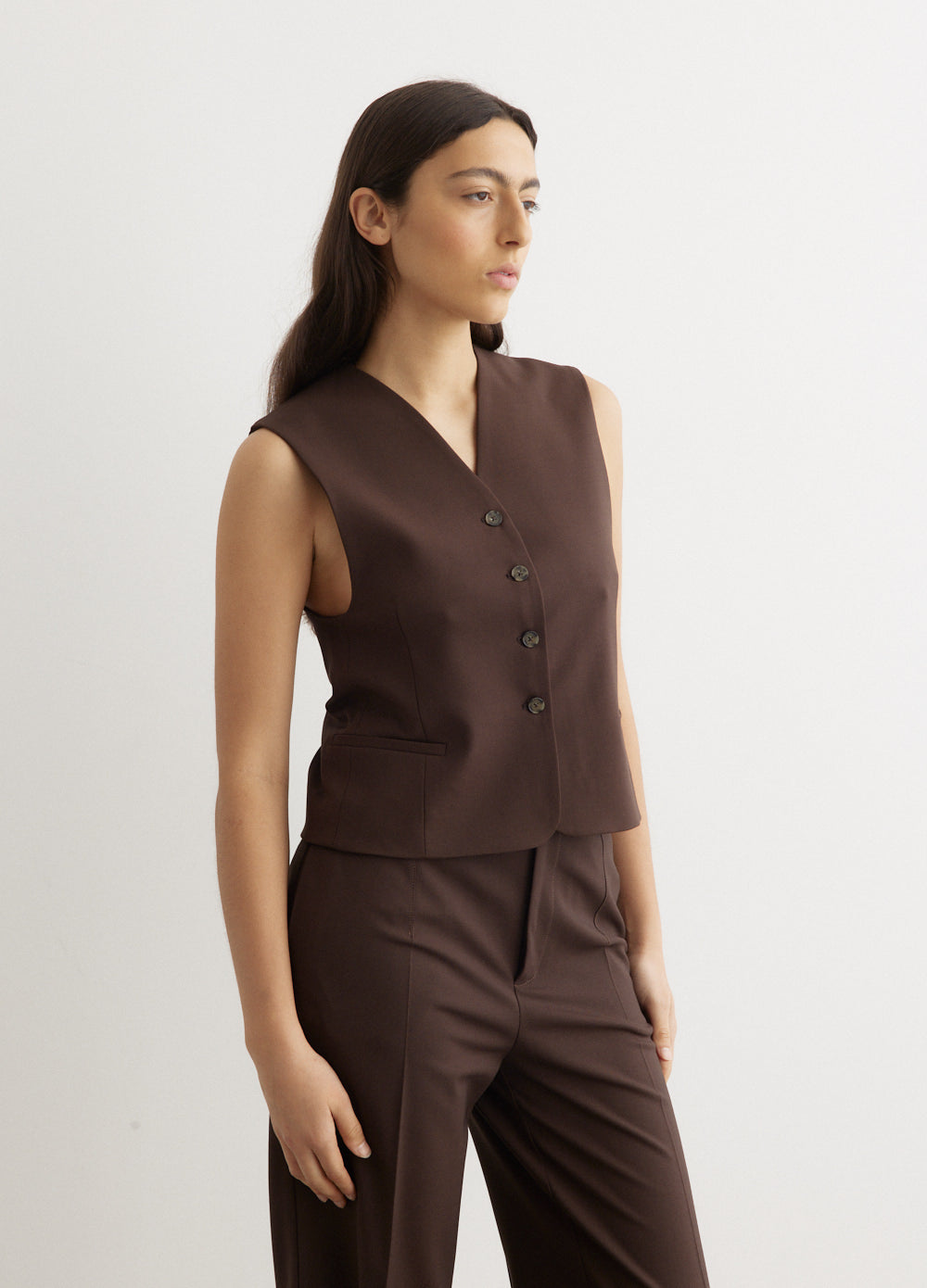 Teora Sleeveless Vest