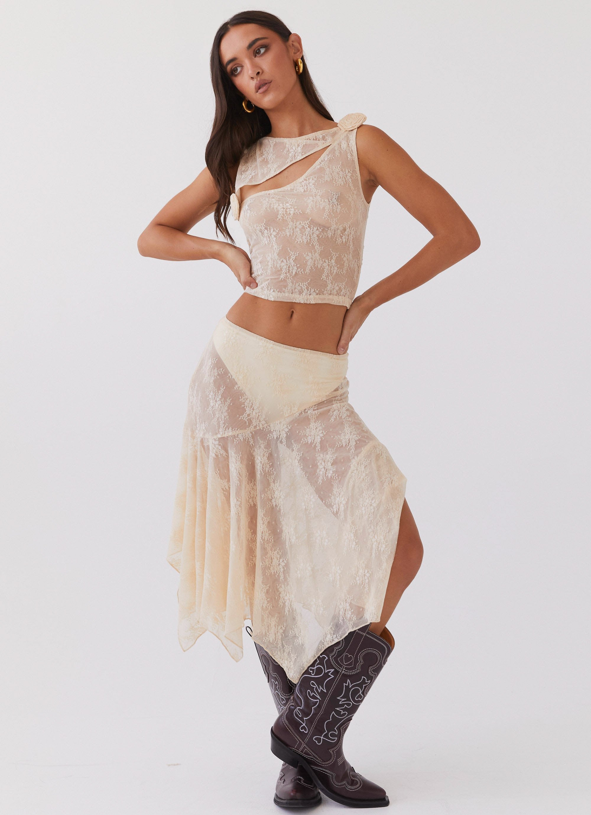 Nakia Rose Lace Top - Ivory