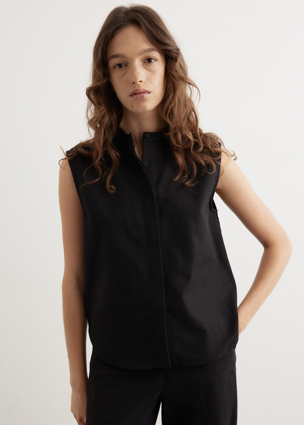 Lino Sleeveless Boxy Blouse