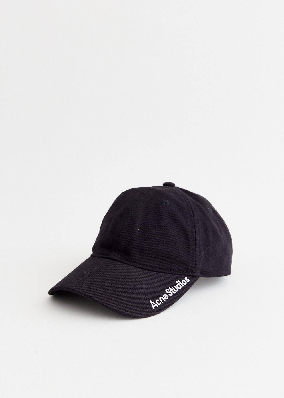 Carliy Straight Logo Cap