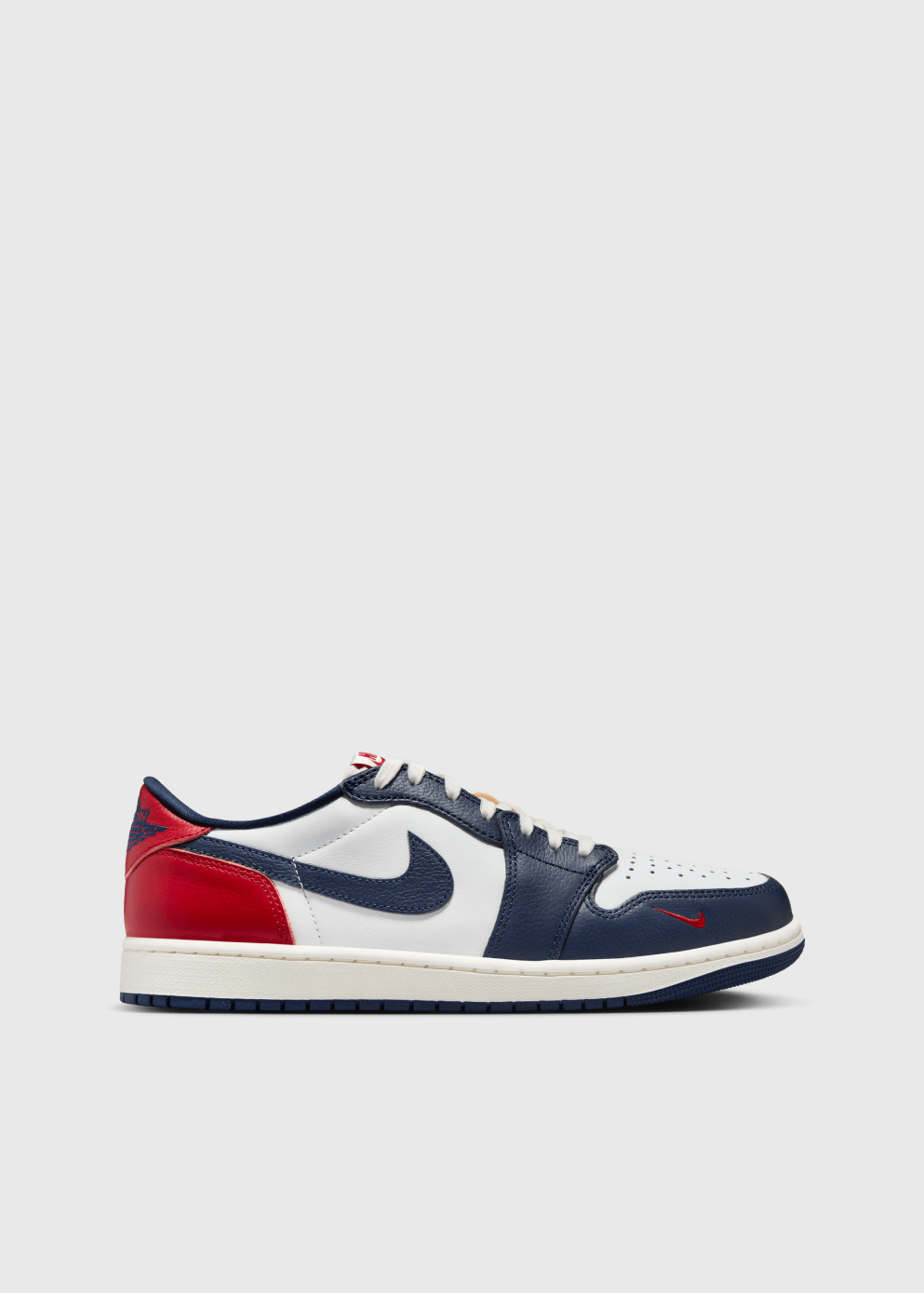 Air Jordan 1 Retro Low OG 'Howard University' Sneakers