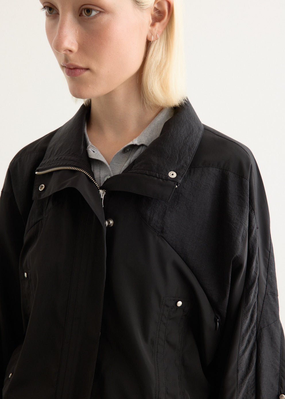 Contrast Zip-Up Short Jacket