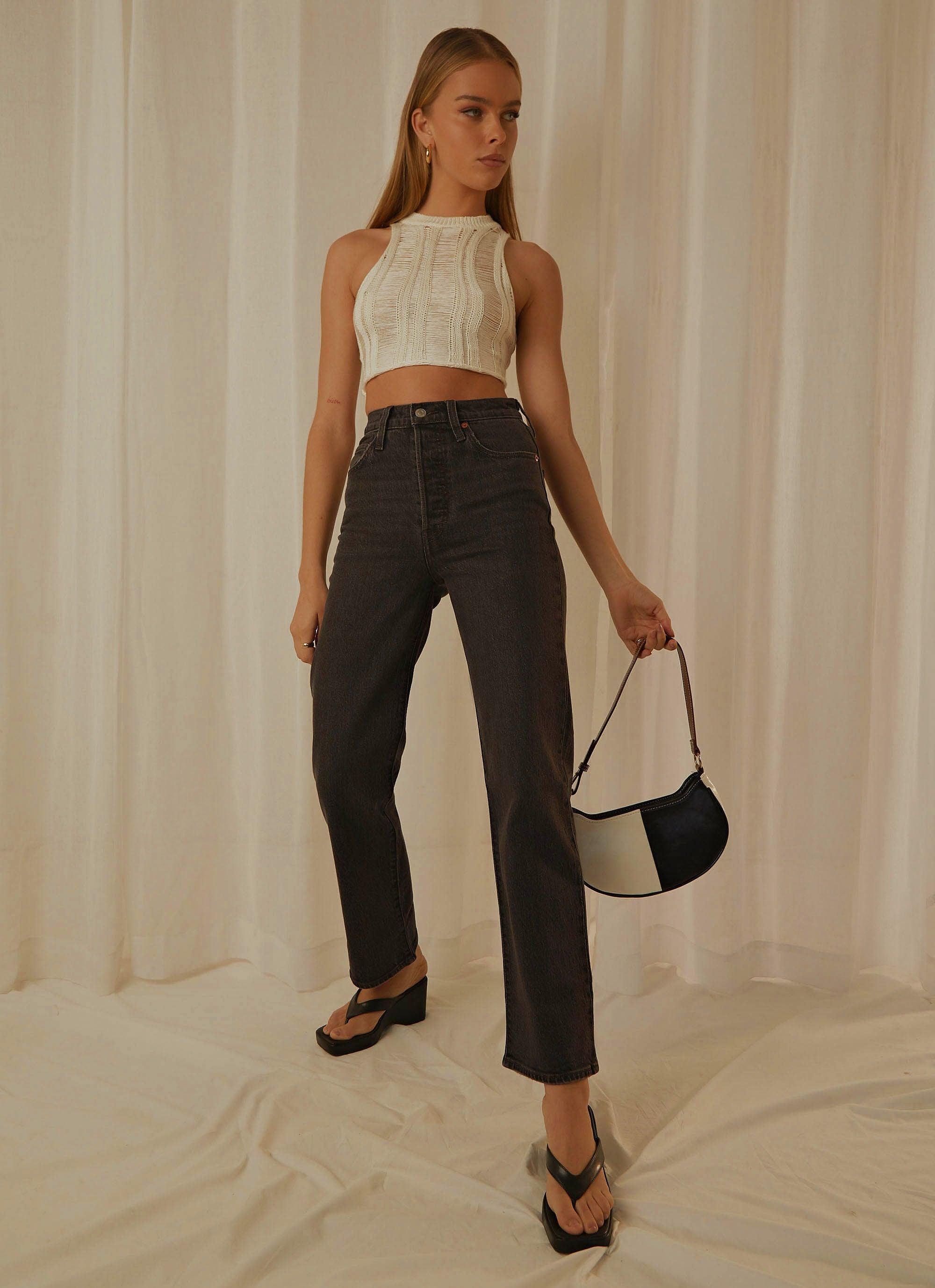 Ribcage Straight Ankle Jeans - Feelin' Cagey
