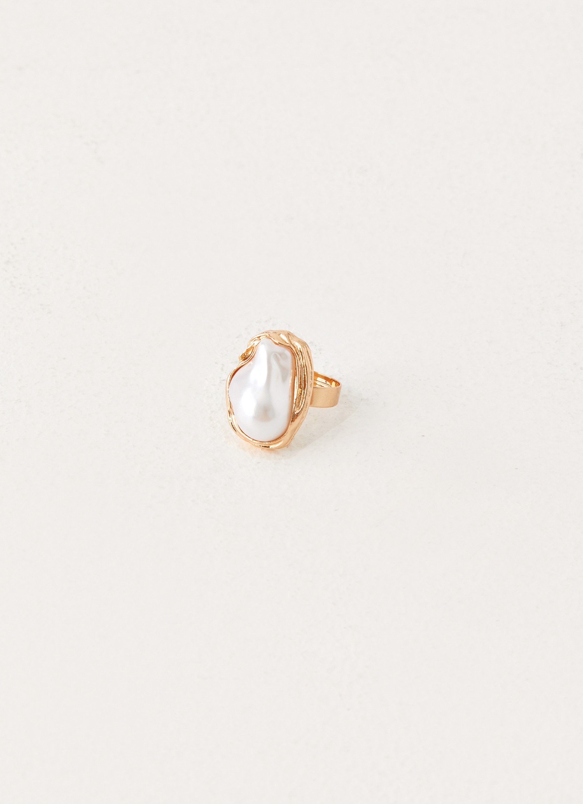 Salina Ring - Pearl