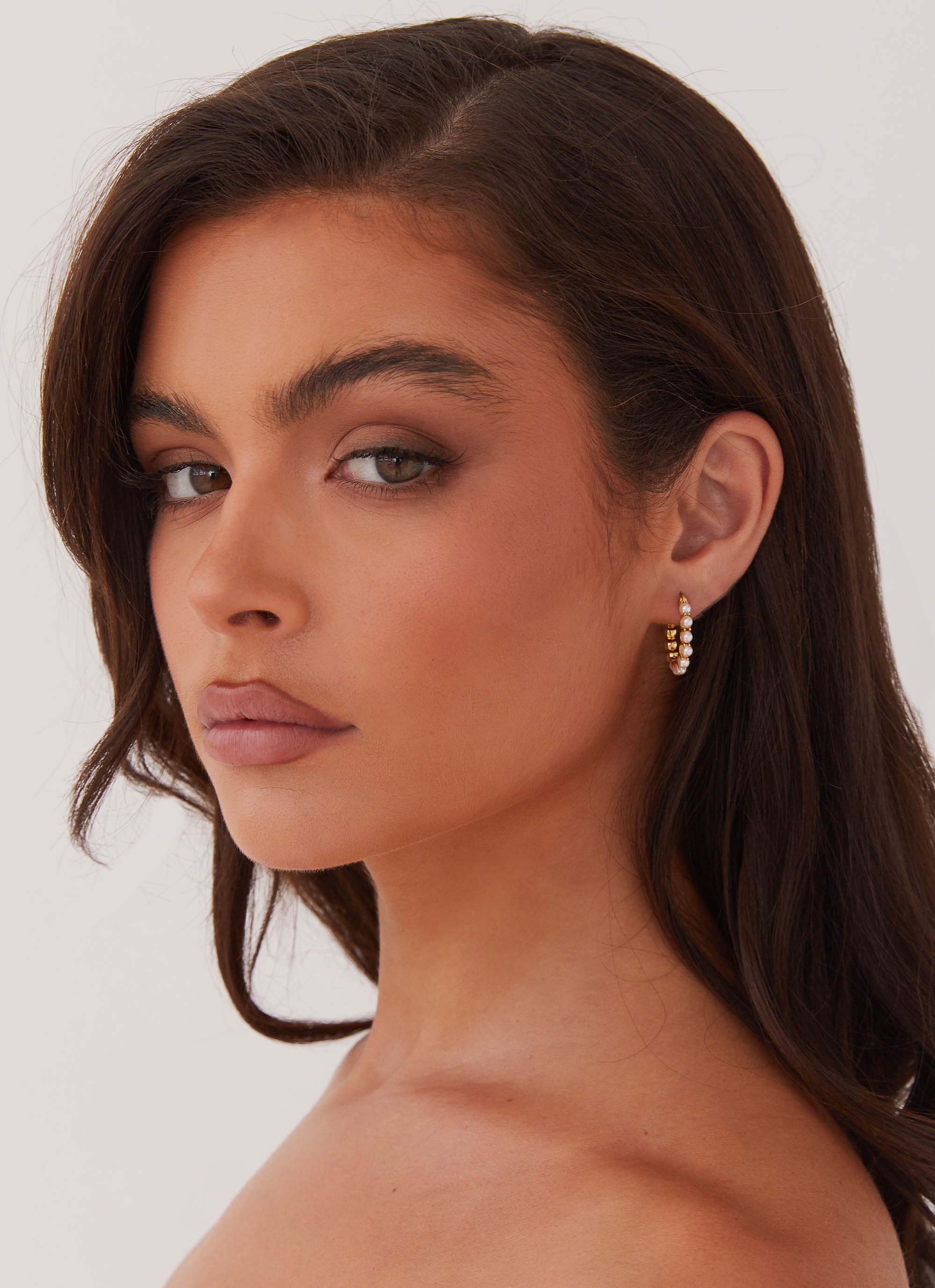 Kinsley Pearl Hoop Earring - Gold