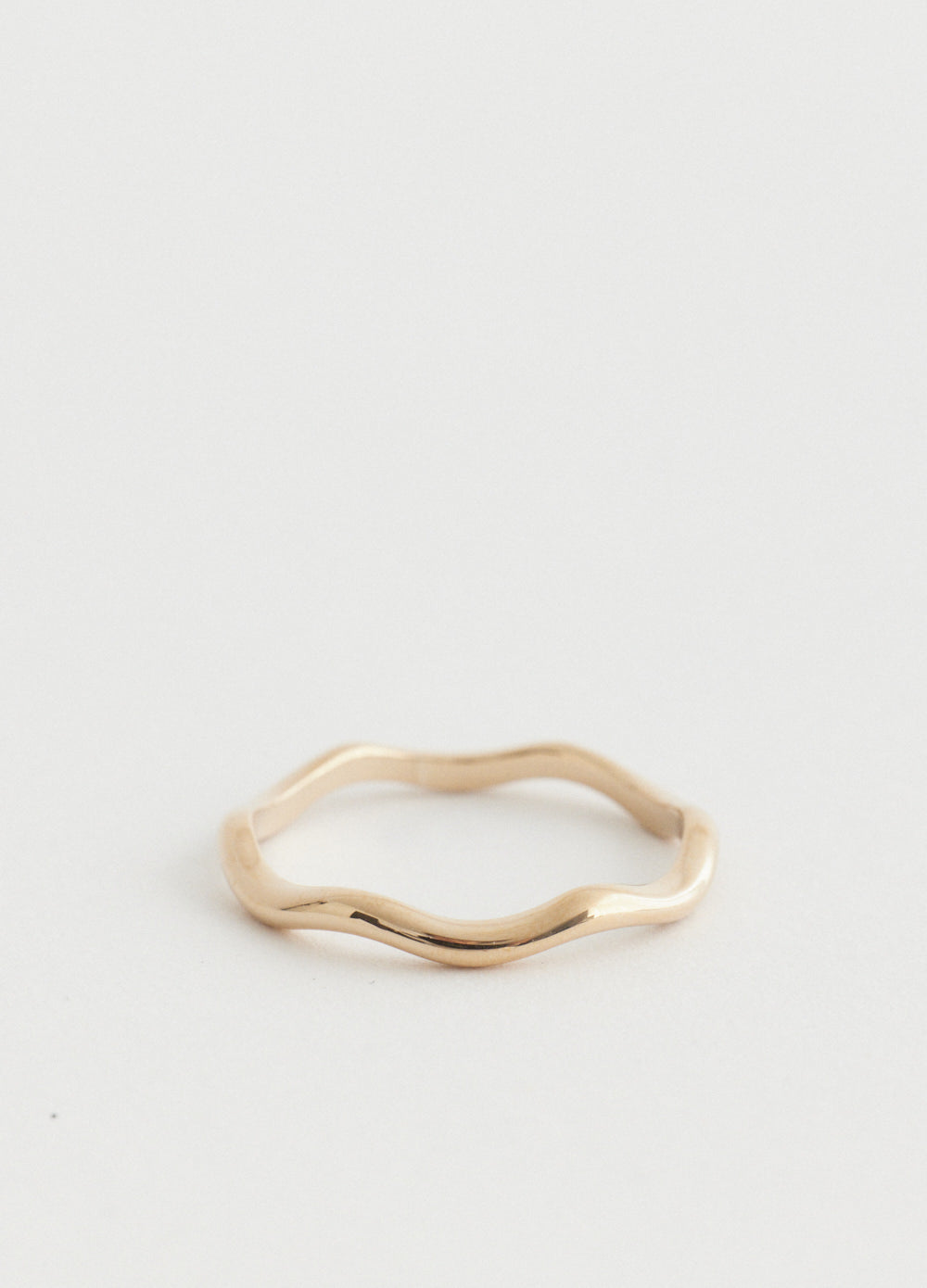 Slim Wave Ring
