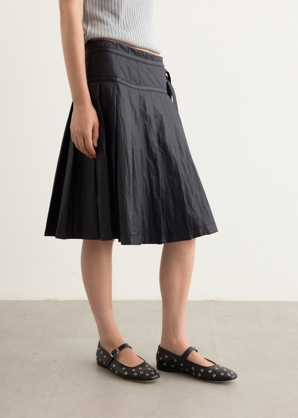 Pleated Zipper Skirt