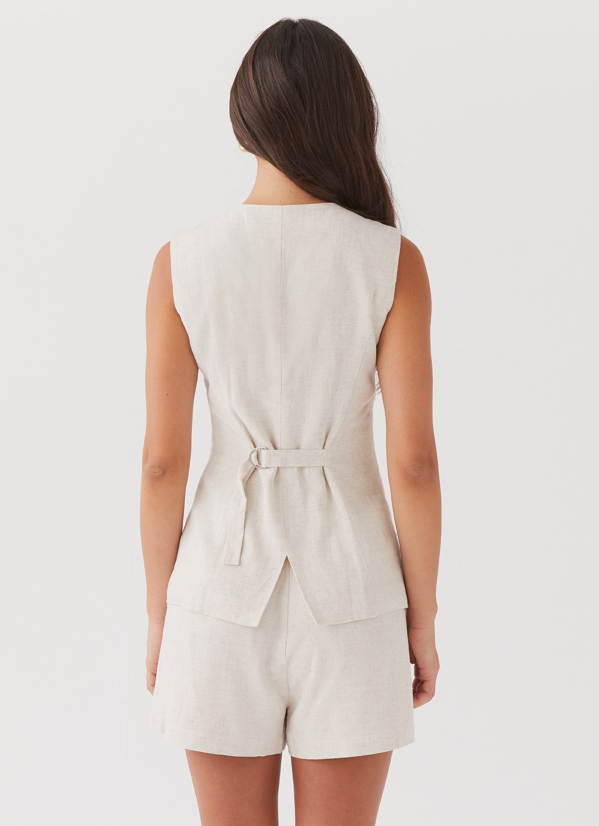 Born For Bordeaux Linen Vest - Oatmeal