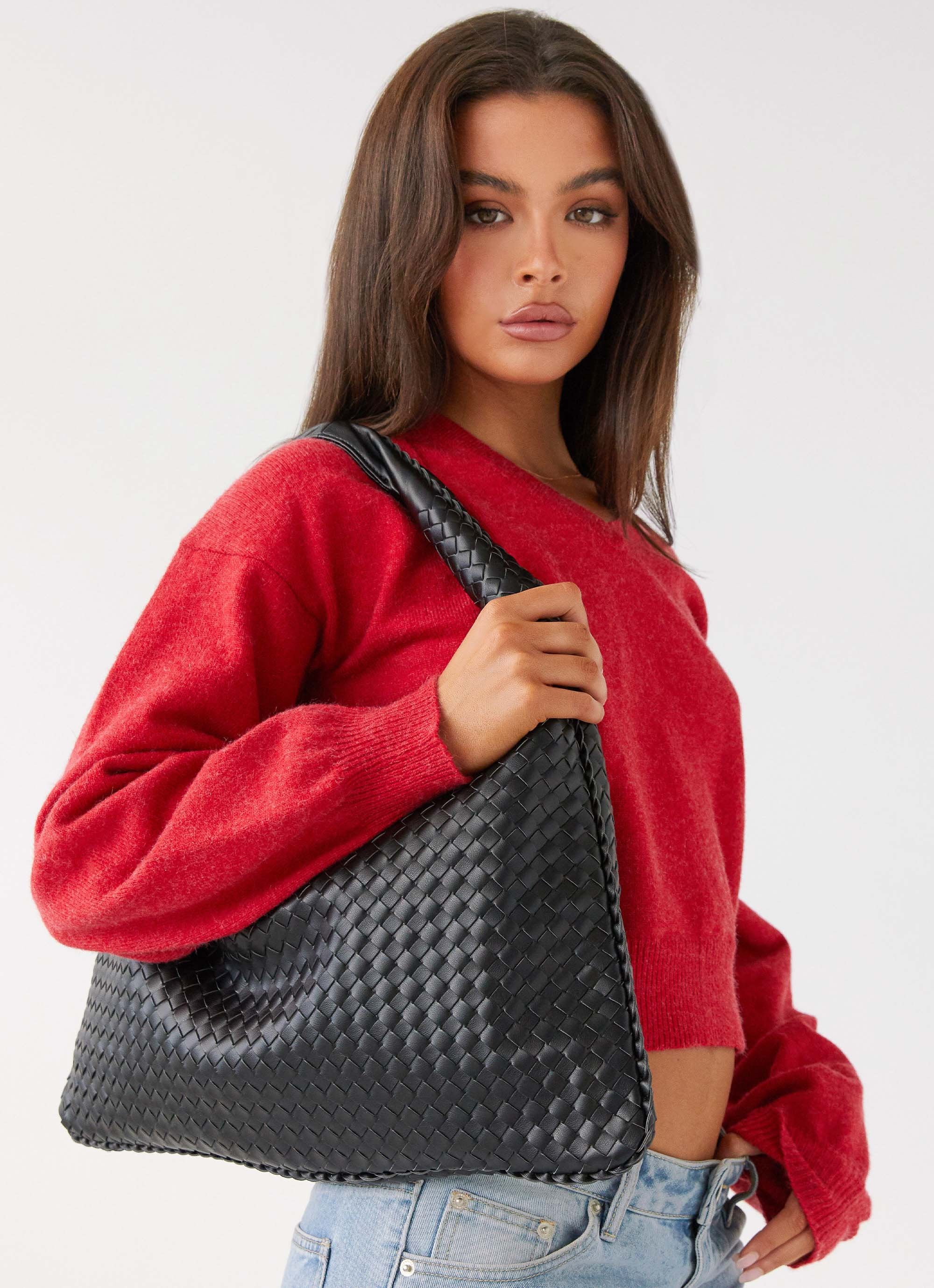 Hacie Shoulder Bag - Black