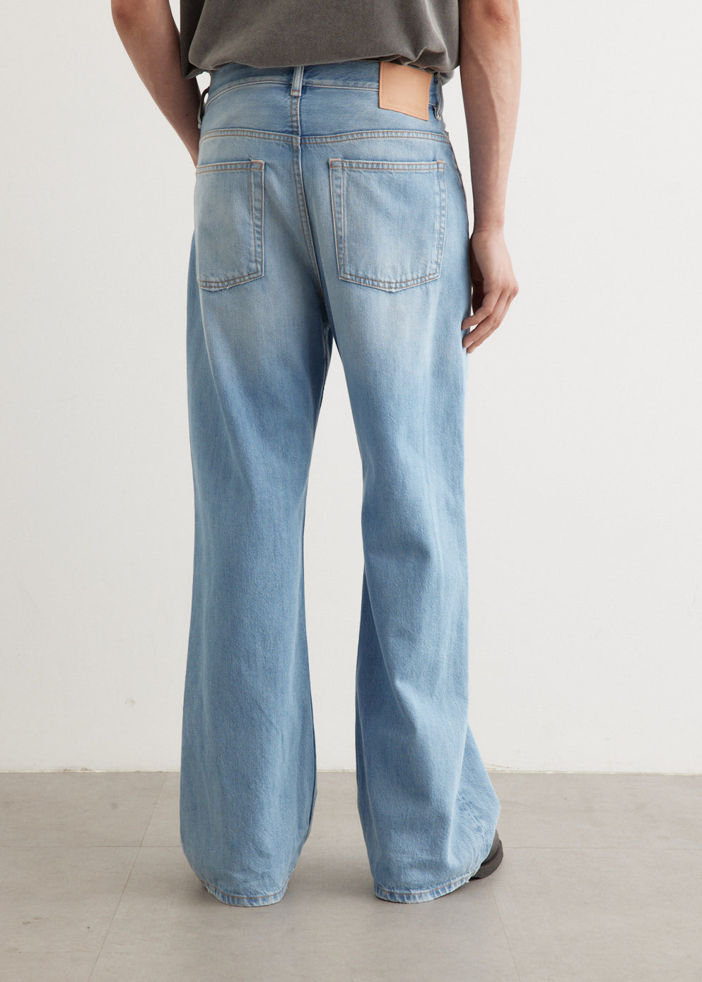 2021M Light Blue Vintage Jeans