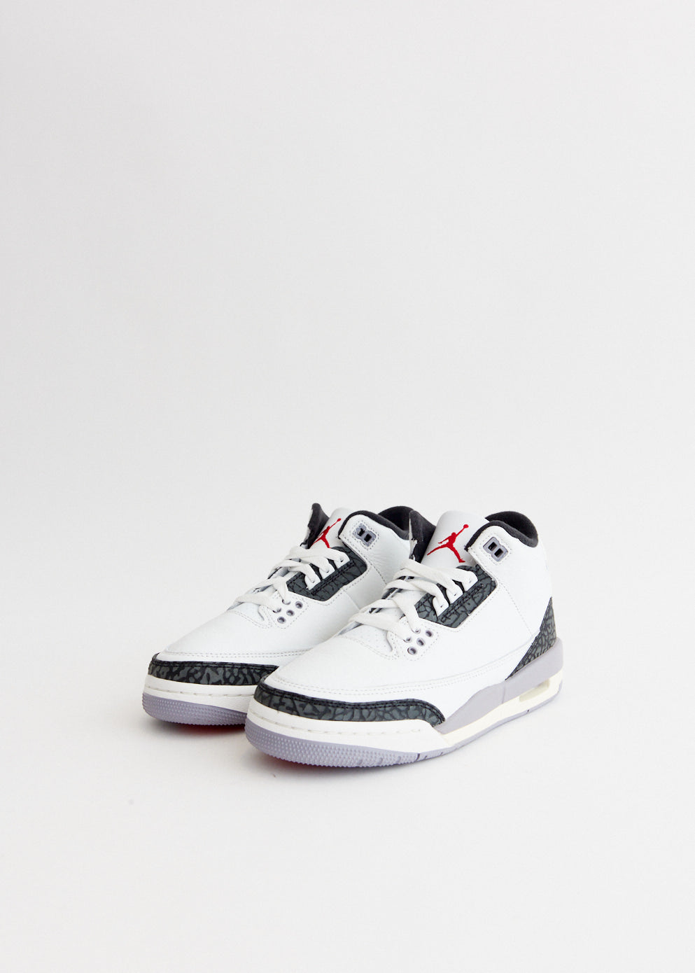 Air Jordan 3 Retro 'Cement Grey' Sneakers (GS)