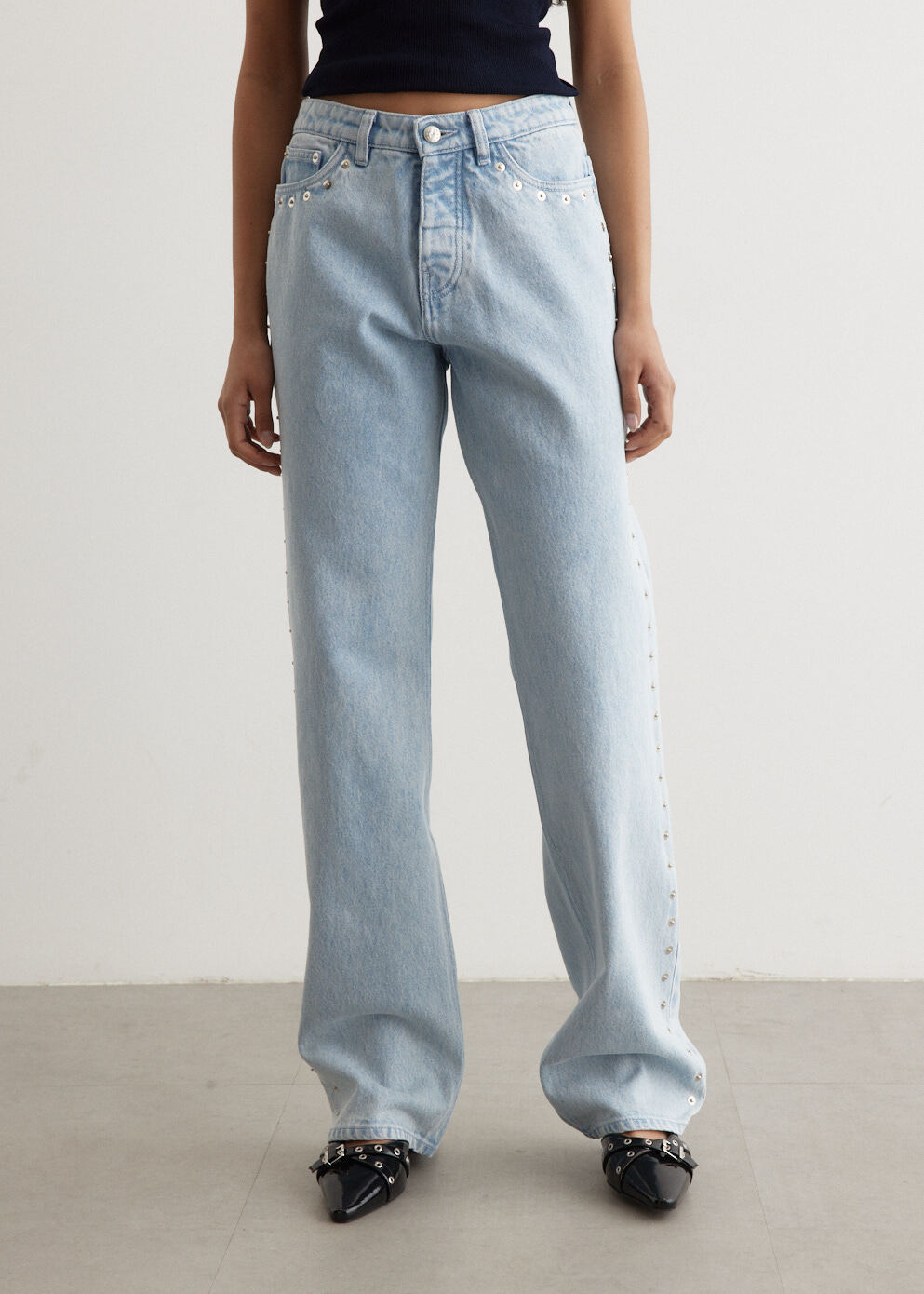 Crowd Jeans