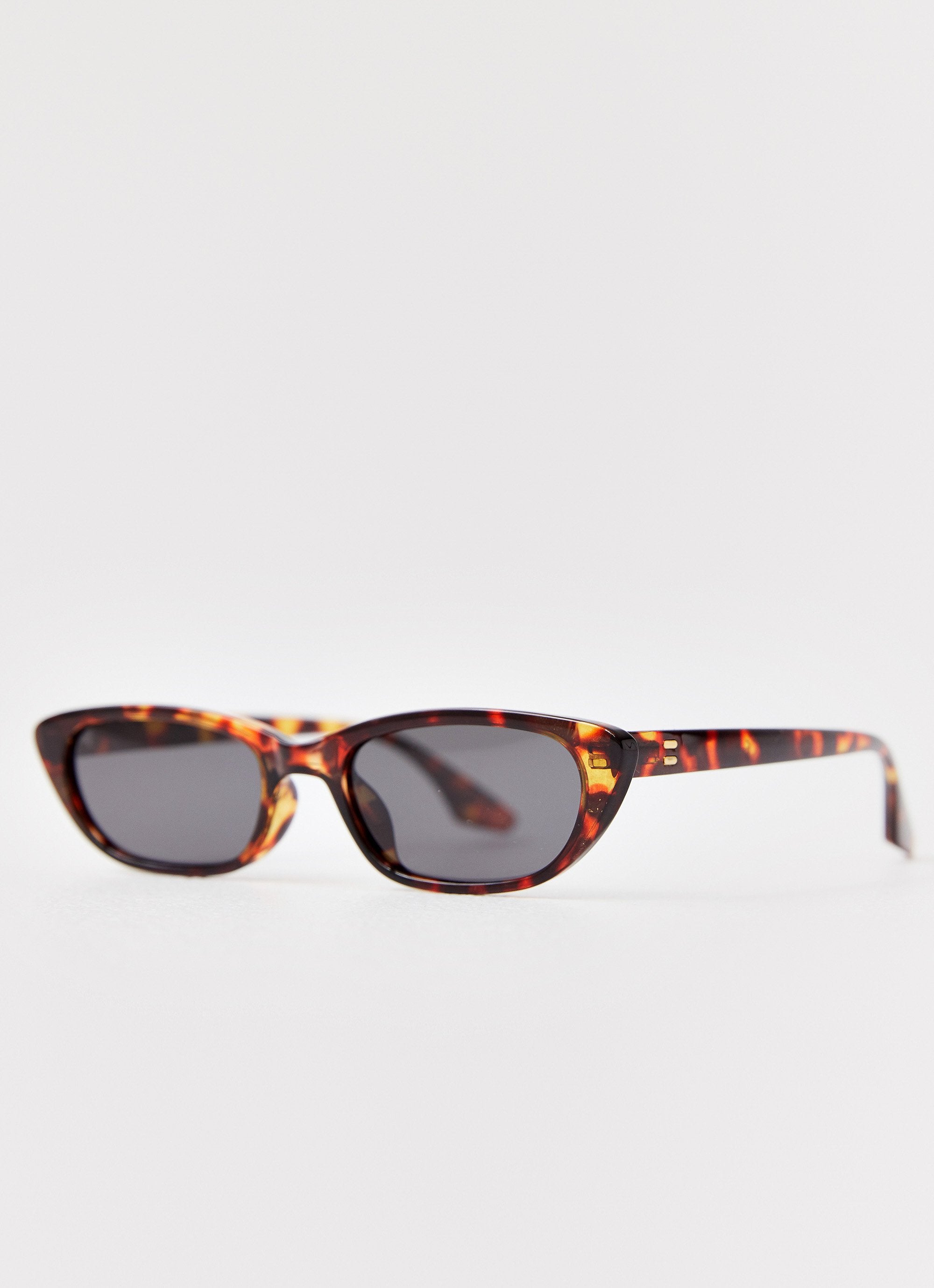 Nadine Sunglasses - Tort
